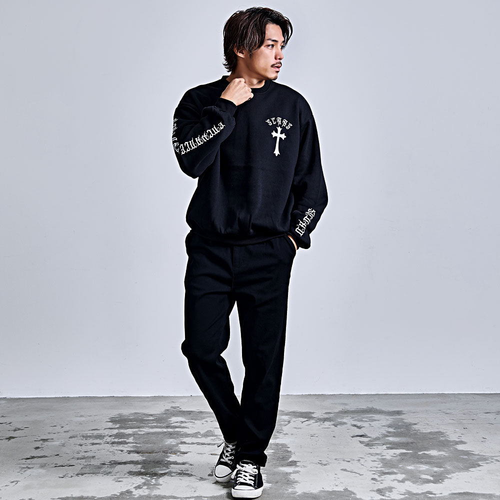 キャバリア CavariA CavariA ペイズリークロスアップリケトレーナー （BLK×WHT(ブラック×ホワイト)） BLK×WHT(ブラック×ホワイト)