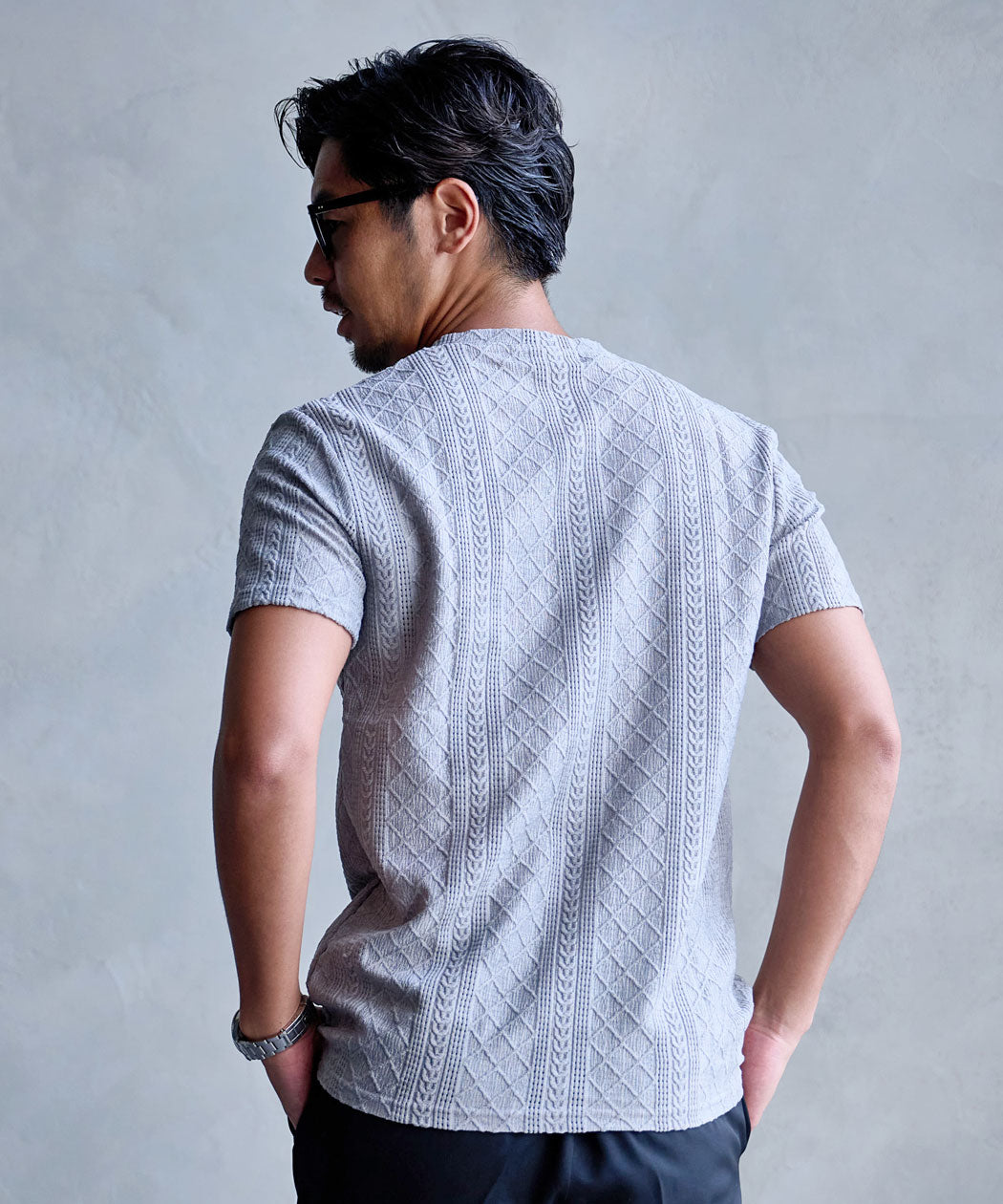 キャバリア CavariA CavariA 汚し加工格子ケーブル半袖VネックTEE （10(GRY/グレー)） 10(GRY/グレー)