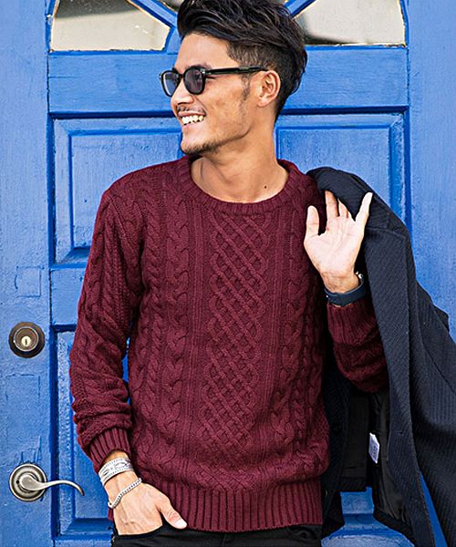 ビッチ Vicci ケーブル編みクルーネック長袖ニットソー （WIN(ワイン)） WIN(ワイン)