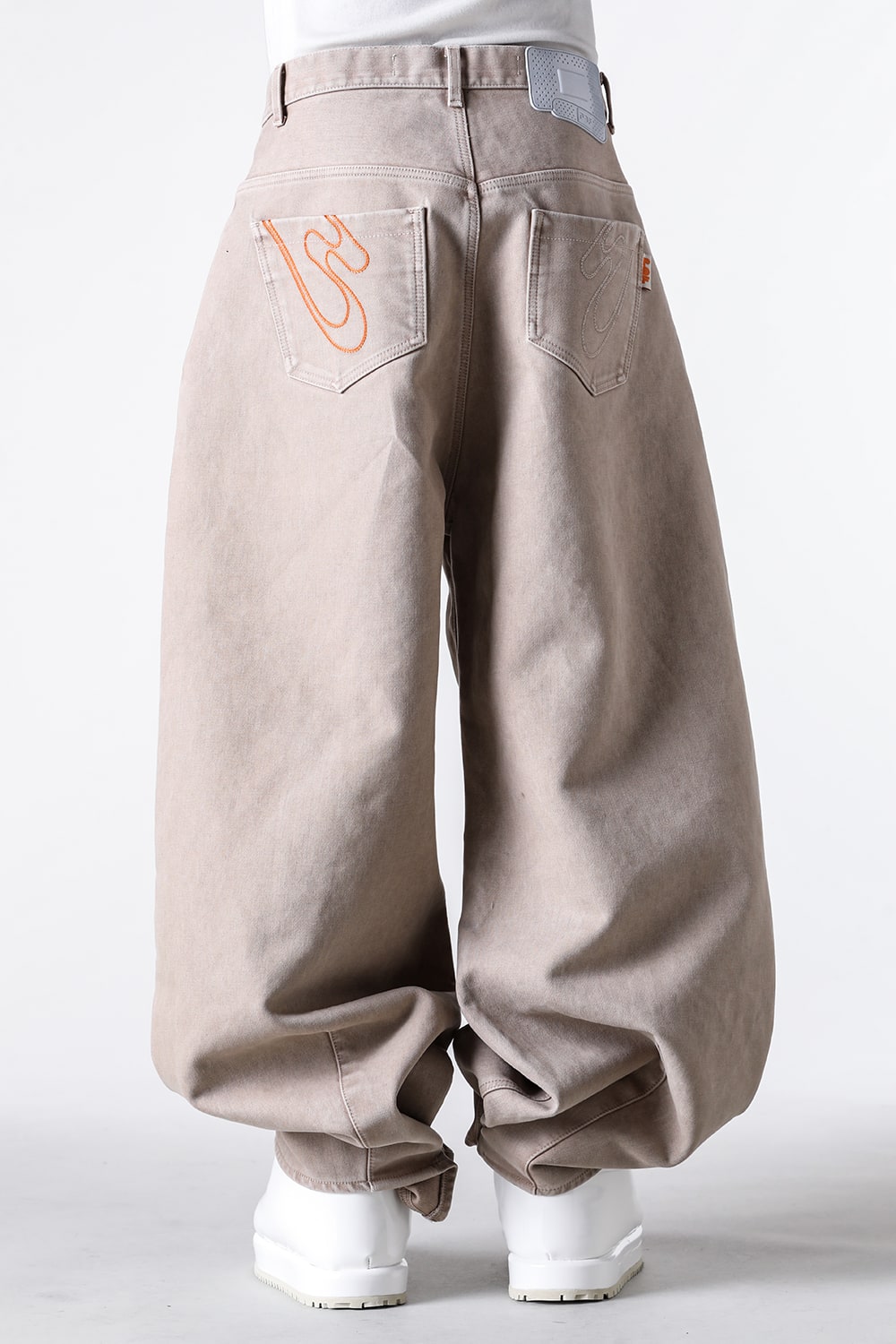 ピーディーエフ PDF Leggenda Pants （Beige） Beige