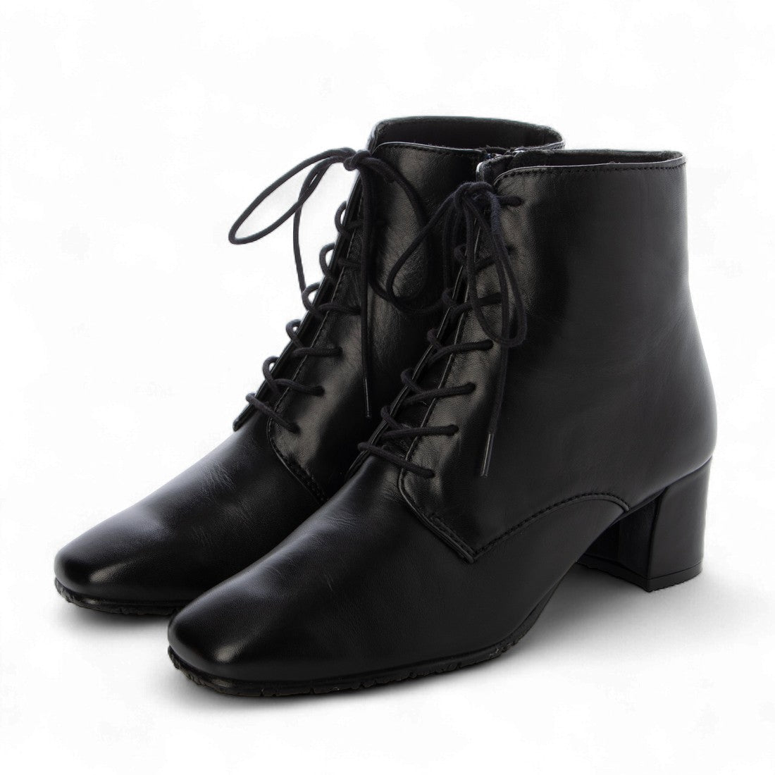 ペリウィンクル periwinkle 本革レースアップショートブーツ （ブラック） ブラック