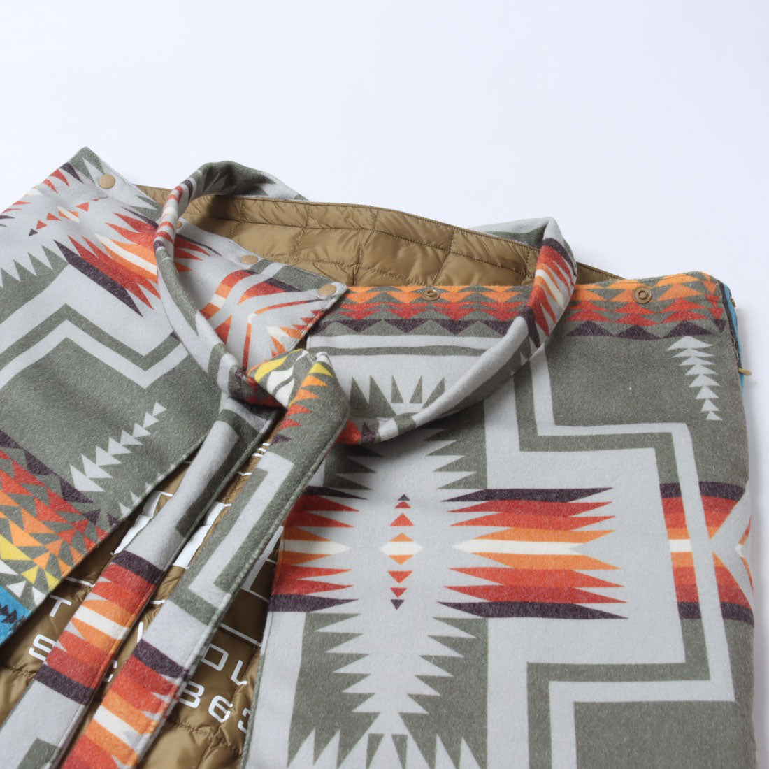 ペンドルトン PENDLETON 4WAY ポンチョ （オフホワイト） オフホワイト