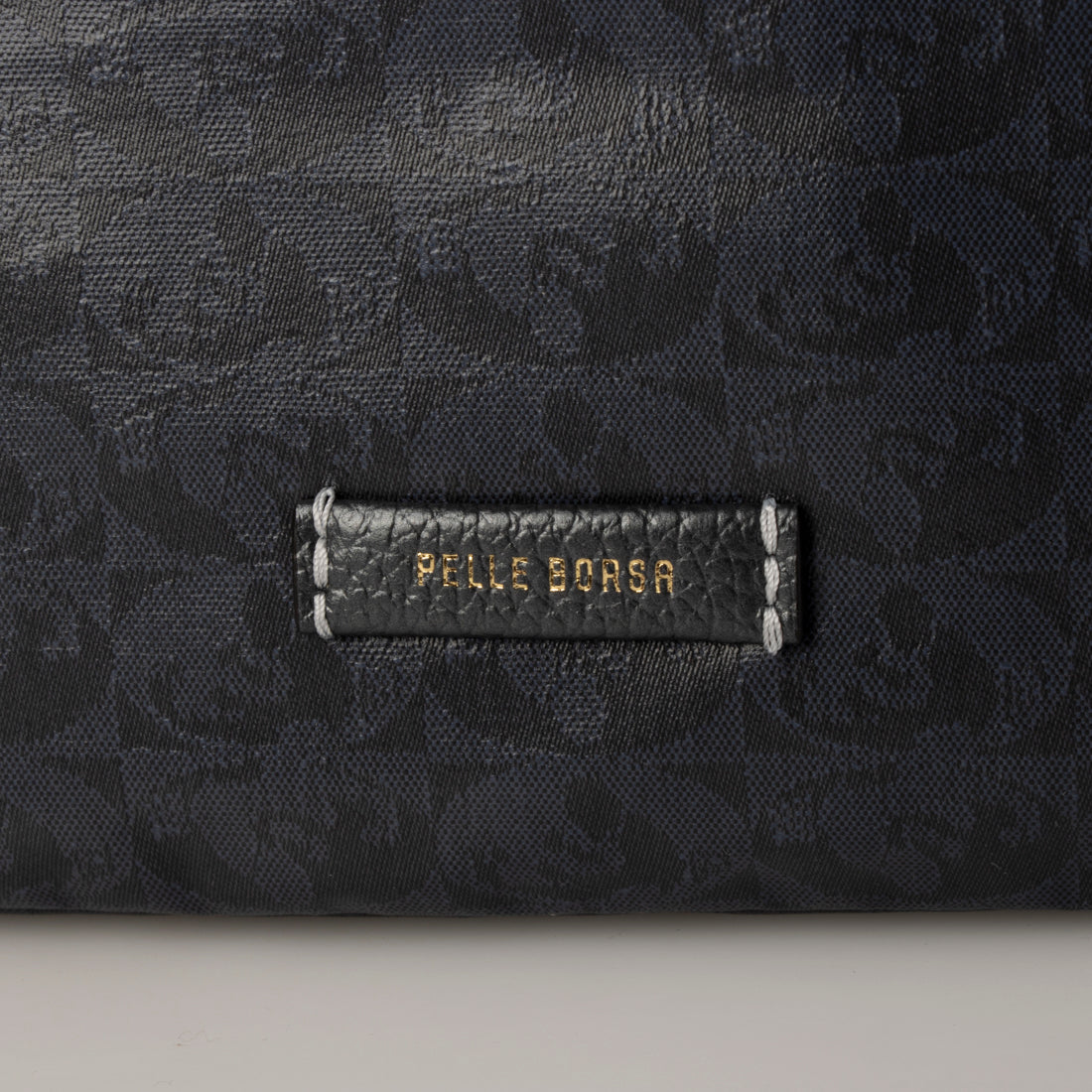 Pelle Borsa Shoulder Bag