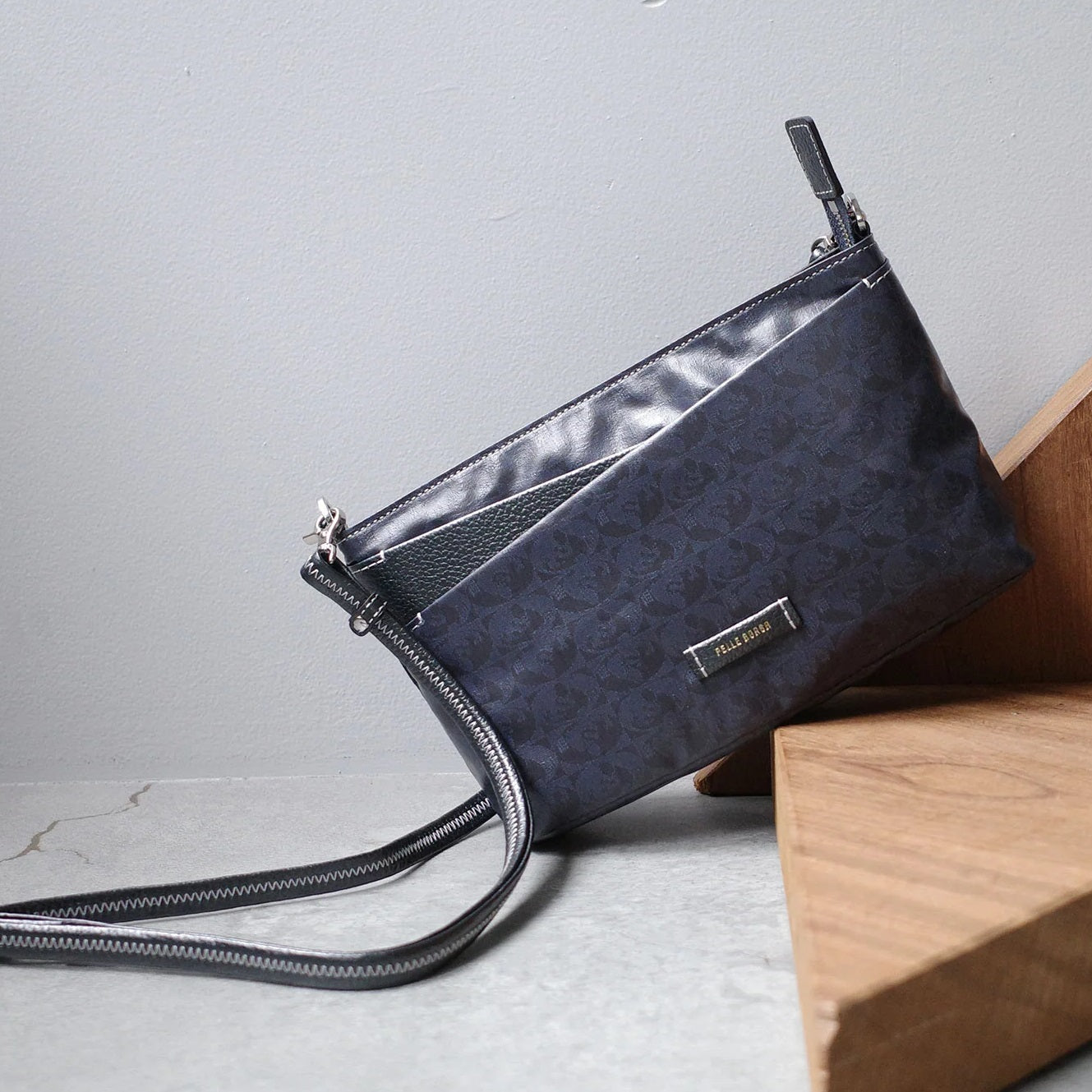 Pelle Borsa Shoulder Bag