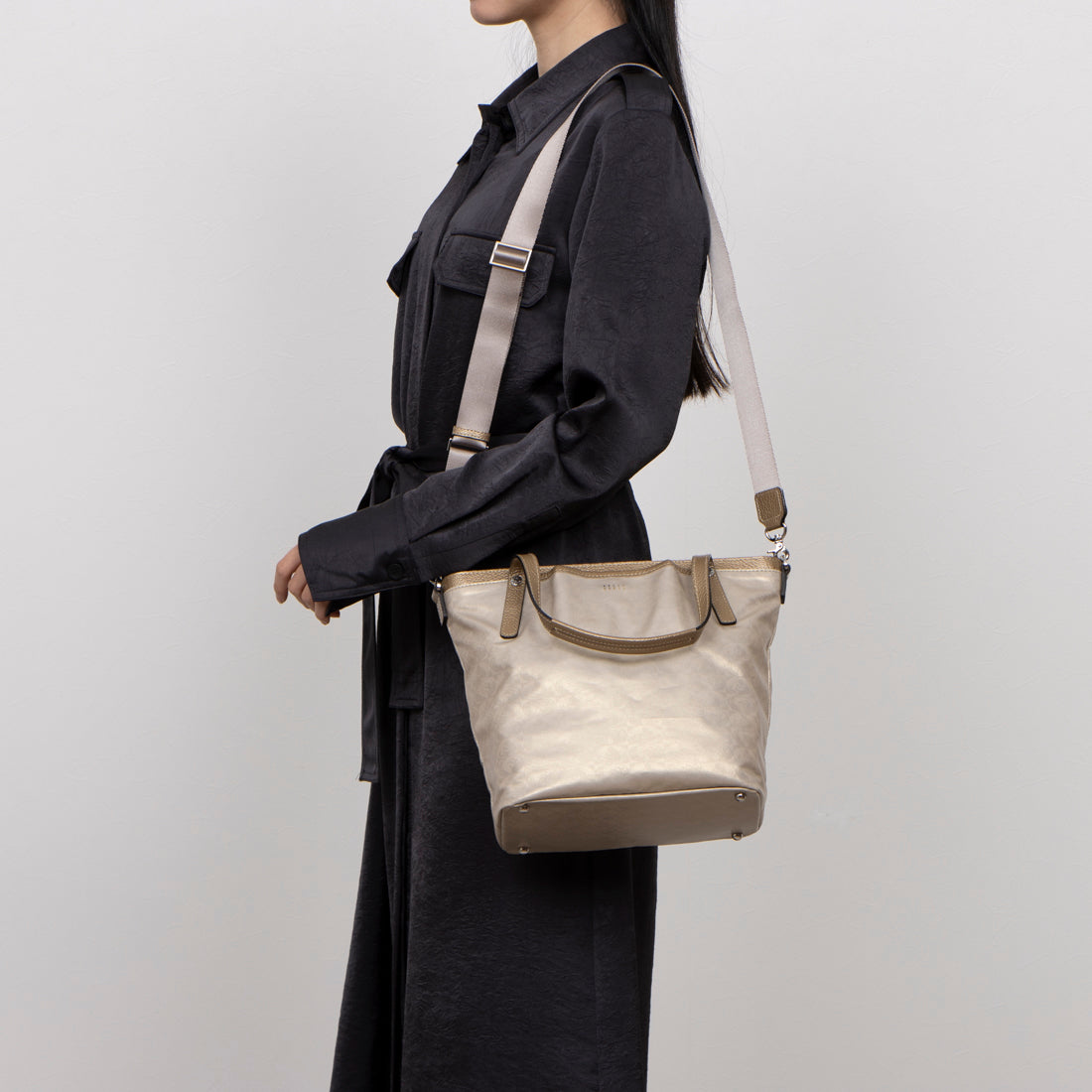 ペレボルサ PELLE BORSA 「アライブ」2WAYトートバッグ