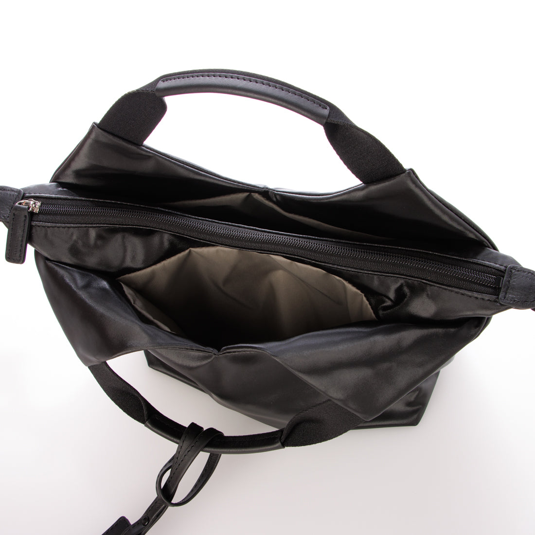 ペレボルサ PELLE BORSA 2WAYハンドバッグ （ブラック） ブラック