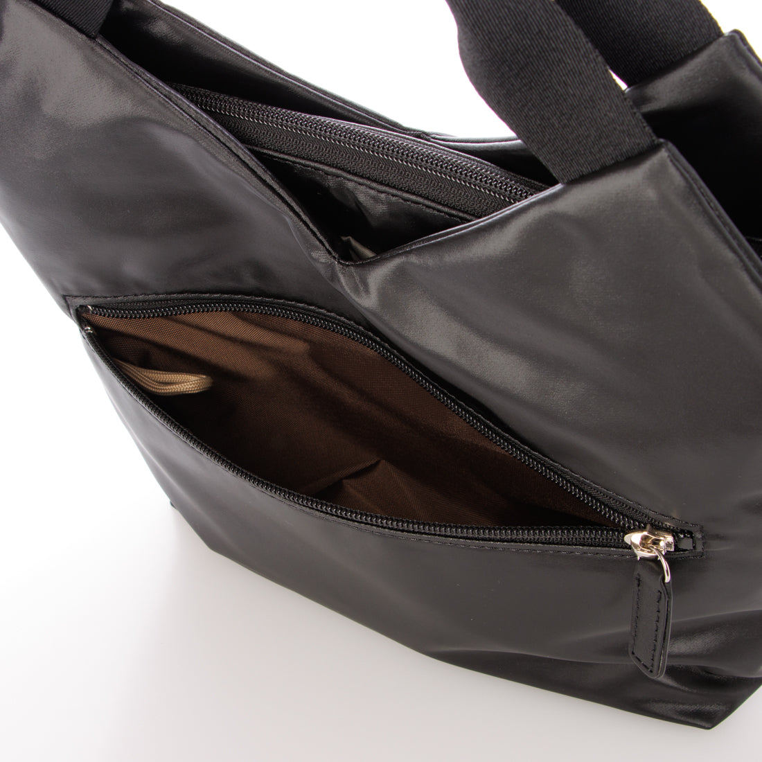 ペレボルサ PELLE BORSA 2WAYハンドバッグ （ブラック） ブラック
