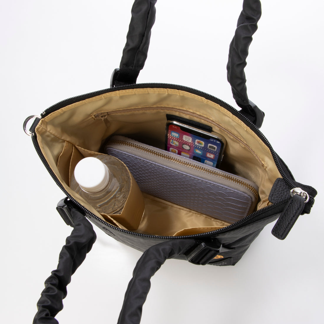 ペレボルサ PELLE BORSA 2WAYハンドバッグ （ライトグレー） ライトグレー