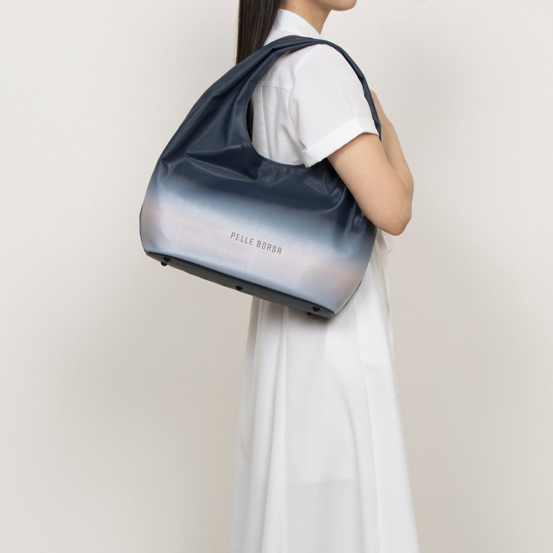 ペレボルサ PELLE BORSA トートバッグ （ネイビー） ネイビー