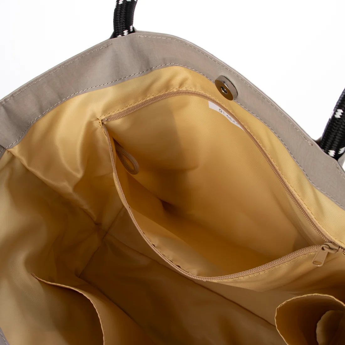 ペレボルサ PELLE BORSA トートバッグ （ブラック） ブラック