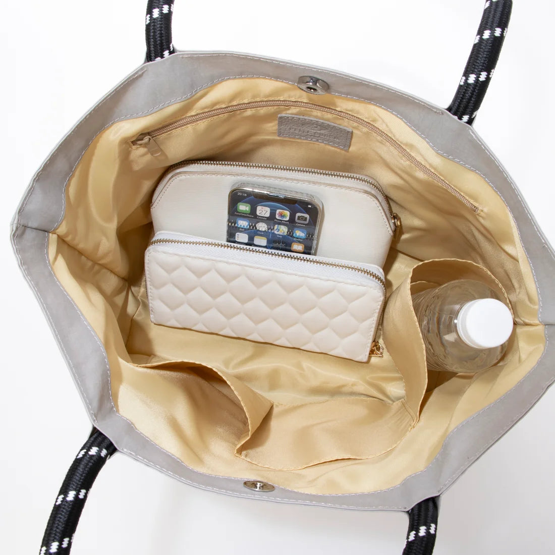 ペレボルサ PELLE BORSA トートバッグ （ブラック） ブラック