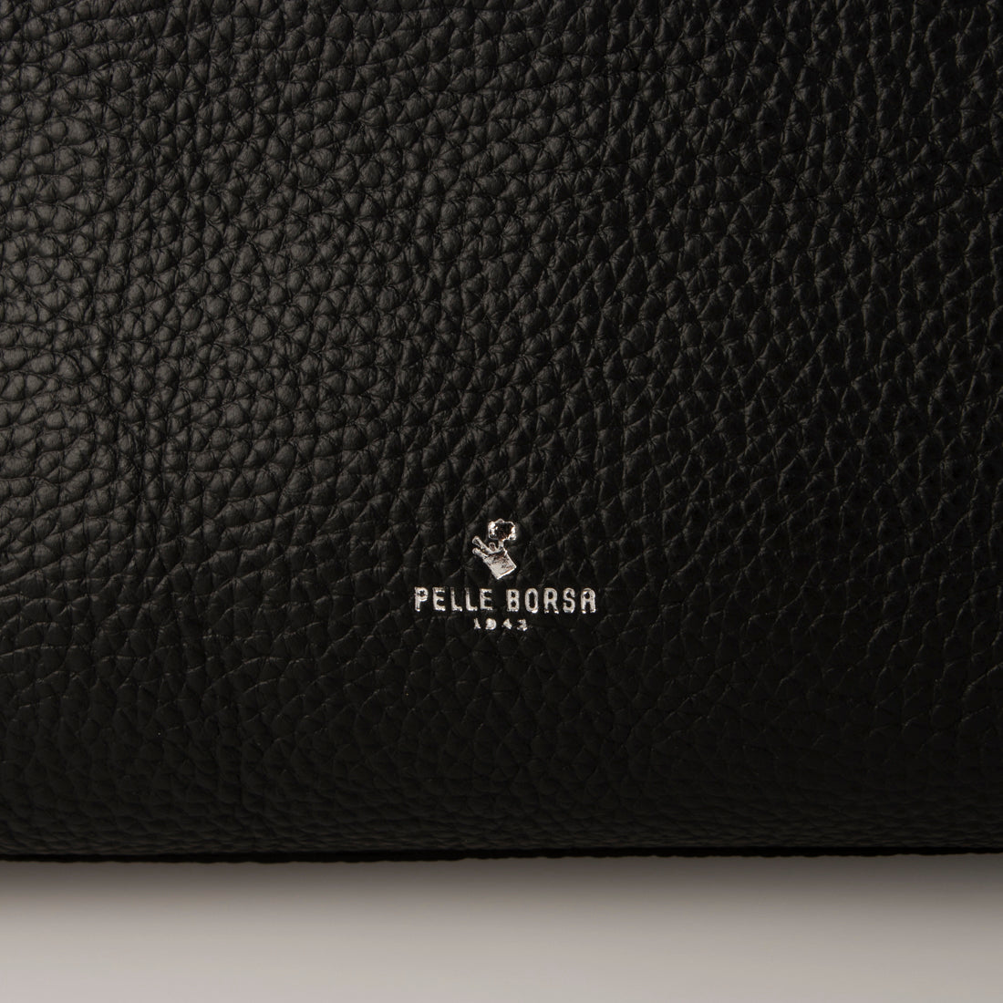 ペレボルサ PELLE BORSA 「レネット」ミディアムトート （ブラック） ブラック