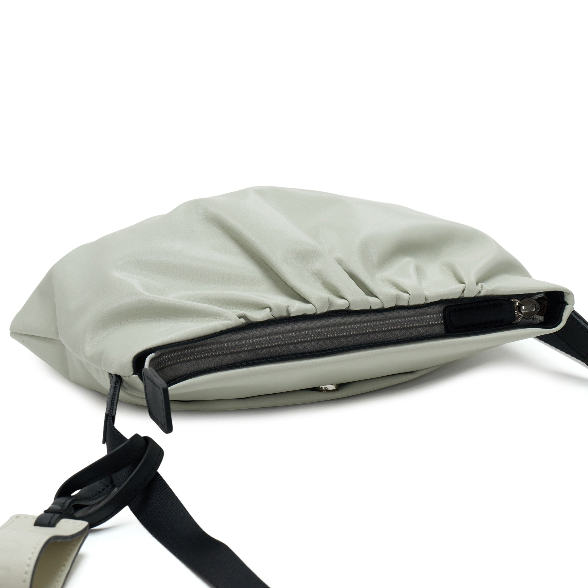 ペレボルサ PELLE BORSA ショルダーバッグ （アイボリー） アイボリー