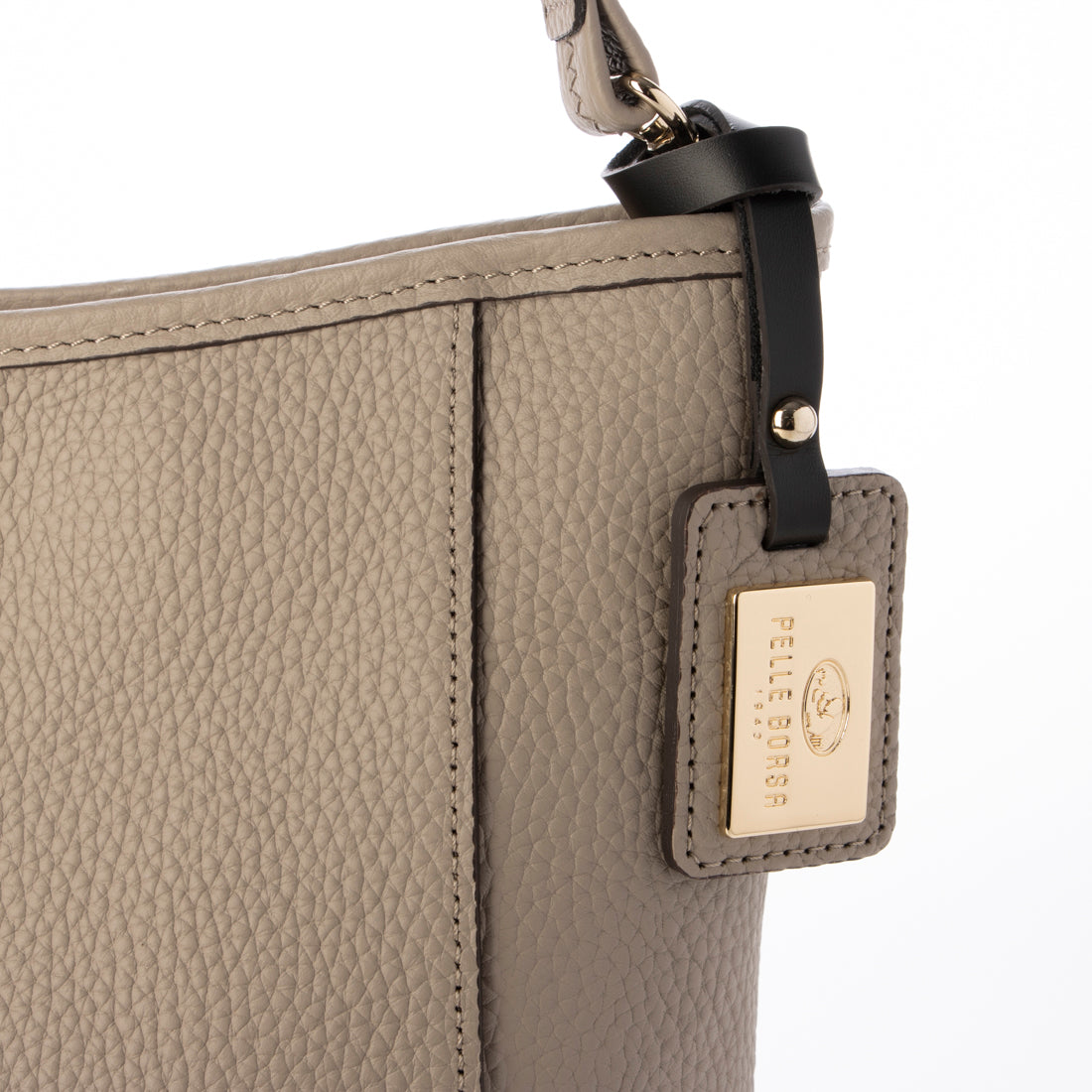 ペレボルサ PELLE BORSA ショルダーバッグ （グレージュ） グレージュ