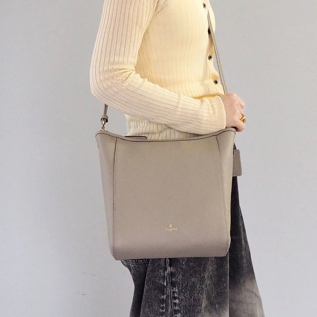 ペレボルサ PELLE BORSA ショルダーバッグ （グレージュ） グレージュ