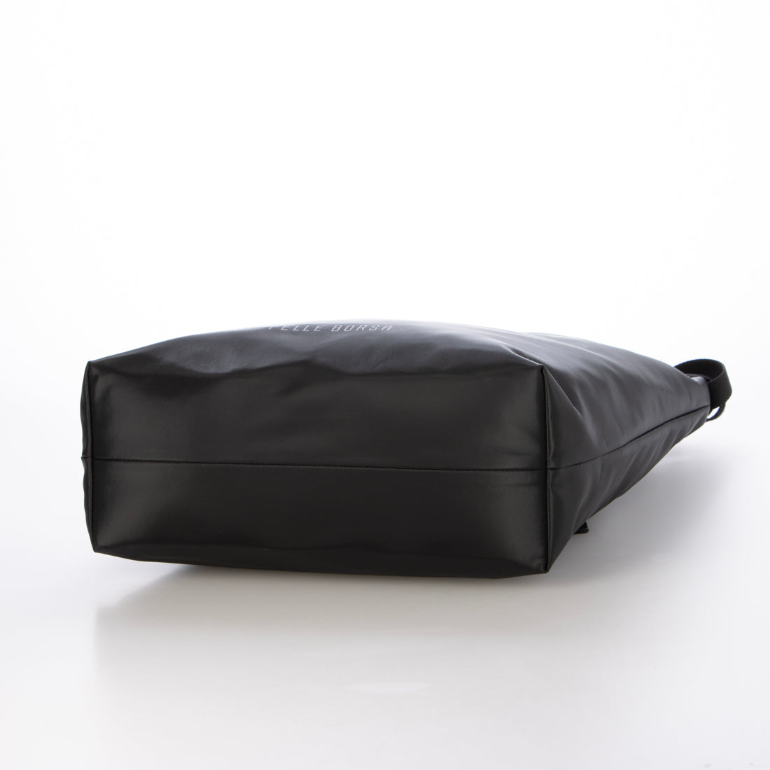 ペレボルサ PELLE BORSA 「チアーズ」ショルダーバッグ （ブラック） ブラック
