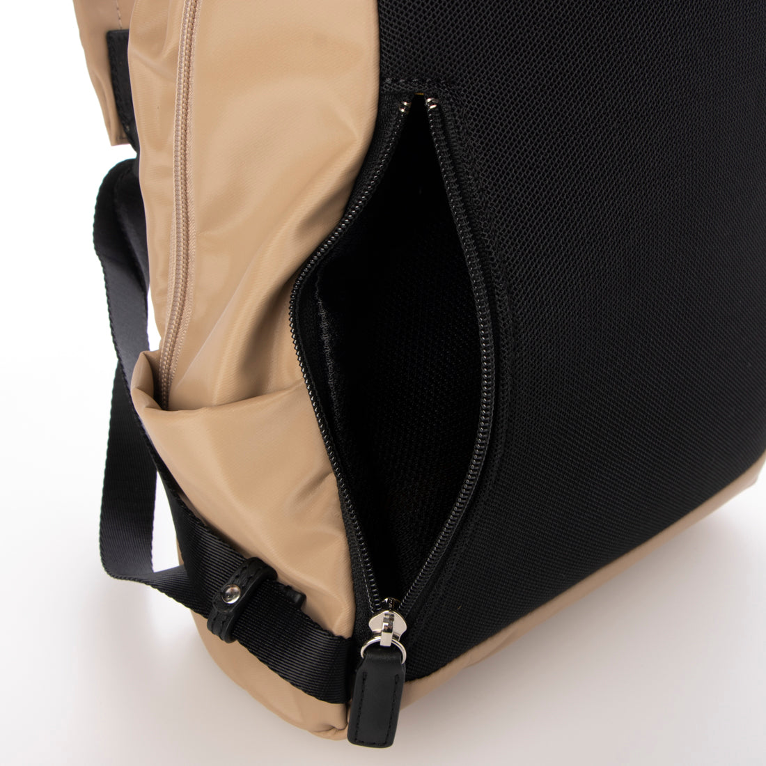 ペレボルサ PELLE BORSA 「チアーズ」ミニリュック （ベージュ） ベージュ