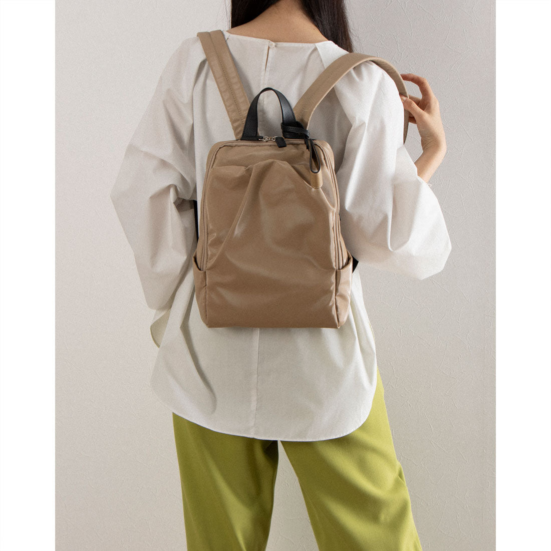 ペレボルサ PELLE BORSA 「チアーズ」ミニリュック （ベージュ） ベージュ