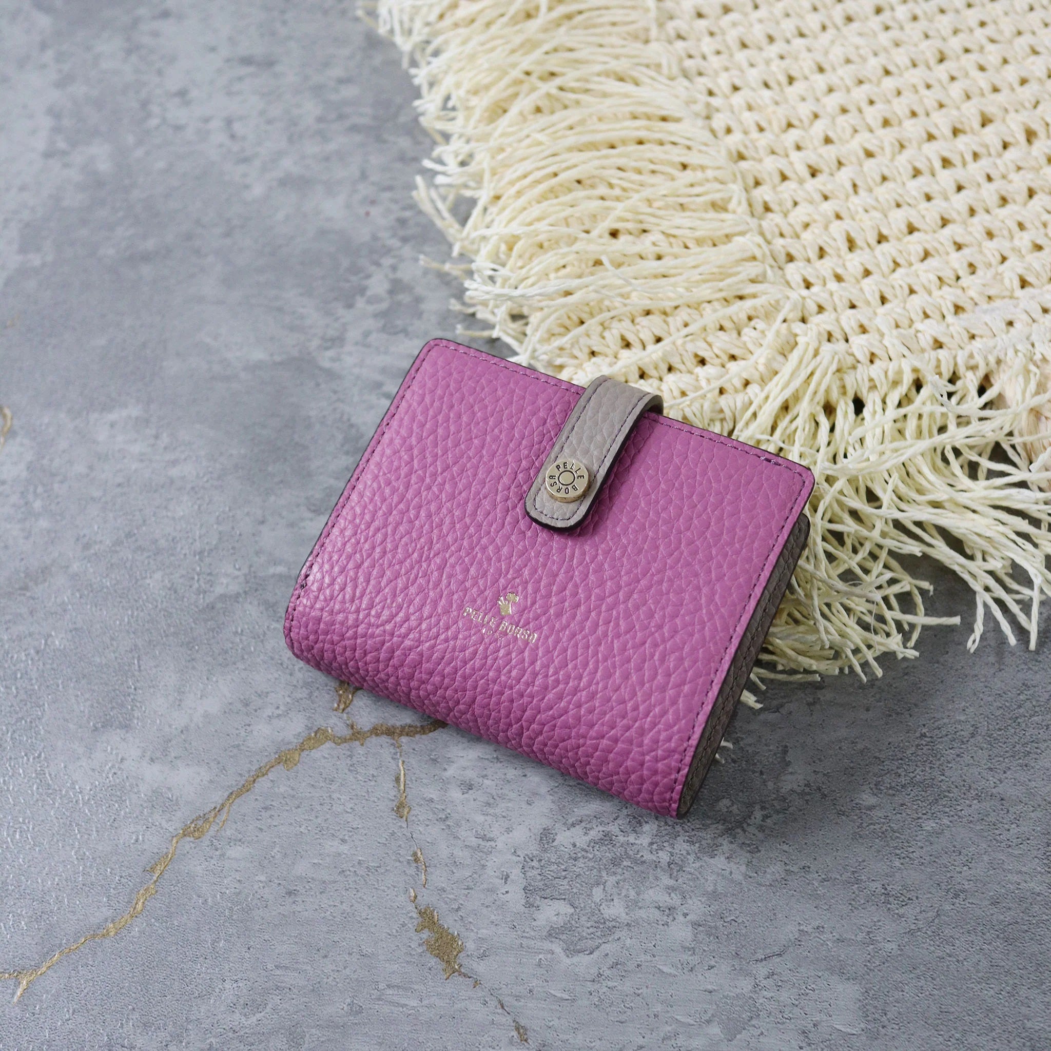 ペレボルサ PELLE BORSA 「レネットグッズ」二つ折り財布 （モーヴグレージュ） モーヴグレージュ