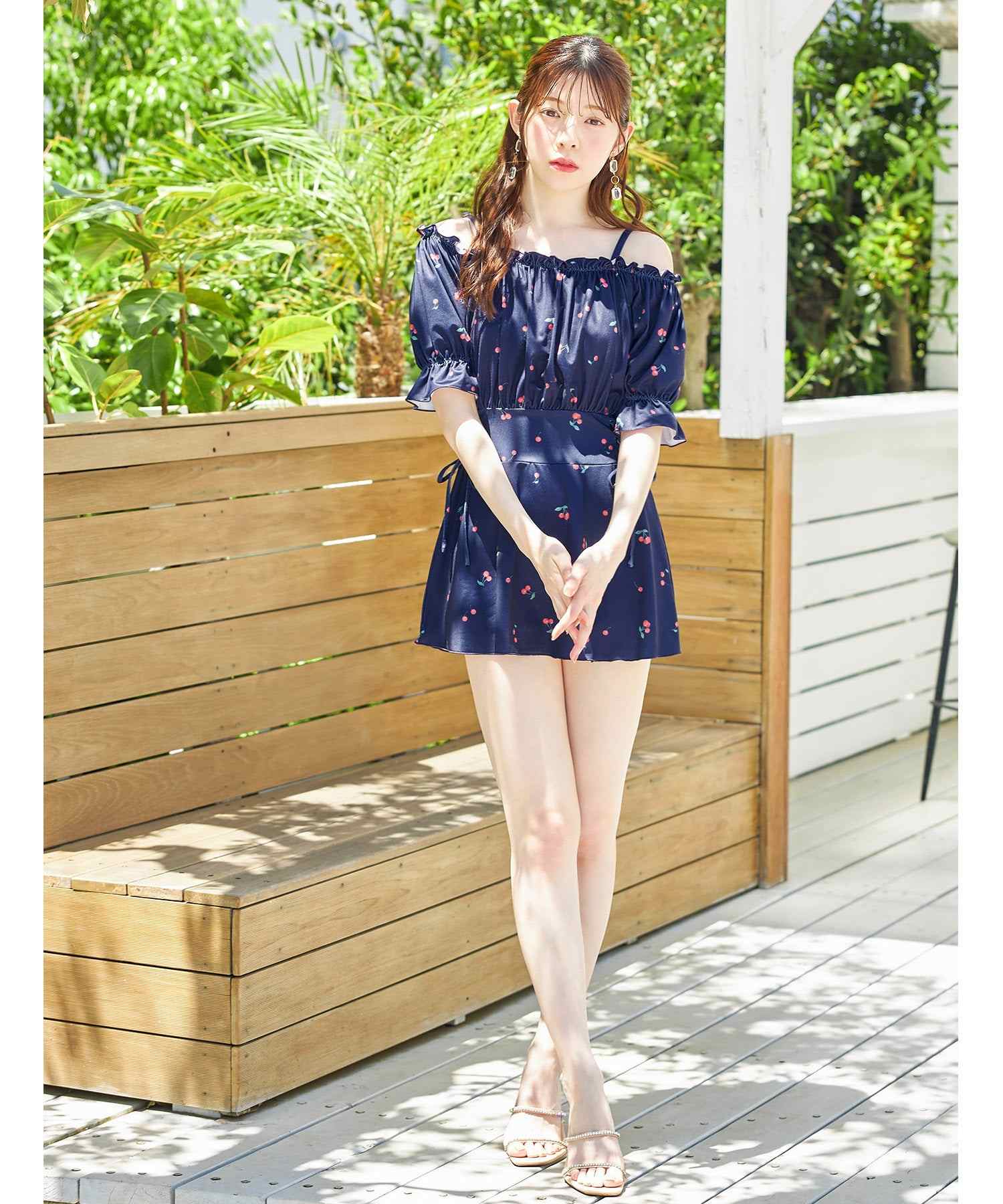 Tocco Closet 【S・M Size Available】 Frill Off-Shoulder Side Lace