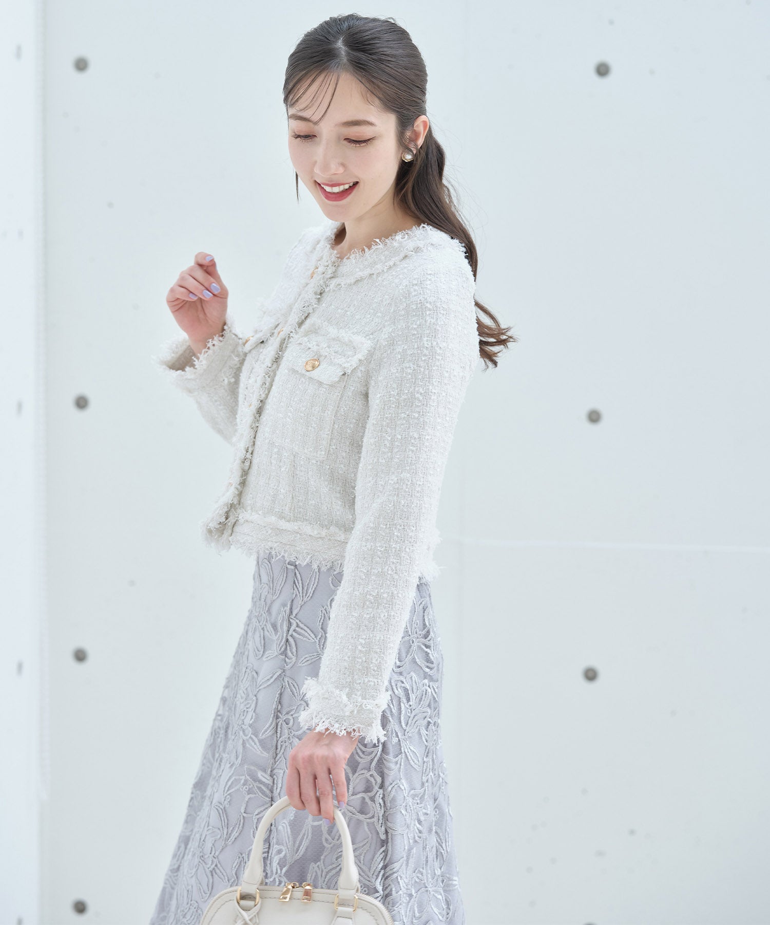 トッコクローゼット tocco closet ゴールド釦フリンジミックスツイードジャケット （サックス） サックス