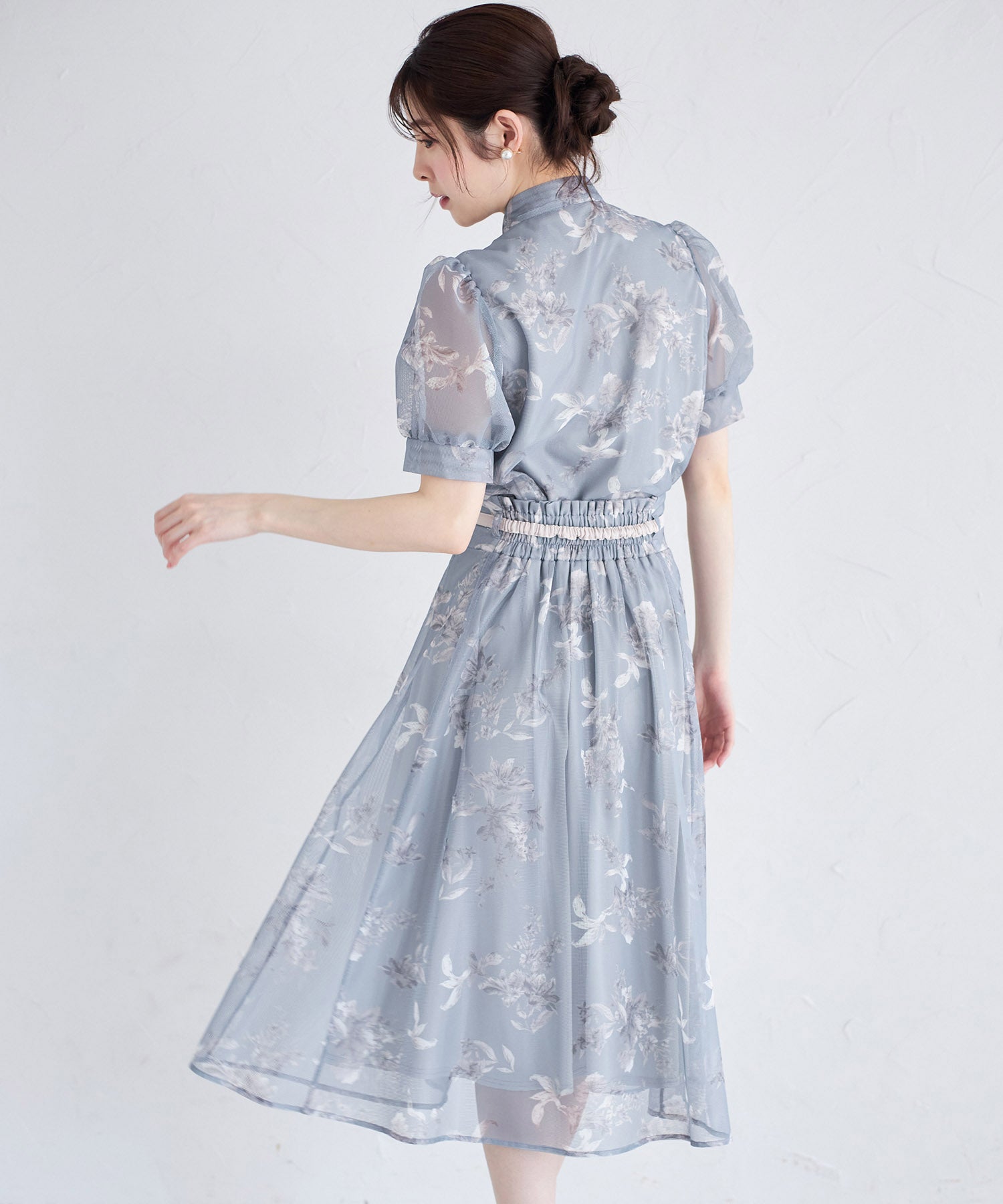 トッコクローゼット tocco closet ベルト付きフラワープリントメッシュフレアスカート （ライトベージュ） ライトベージュ