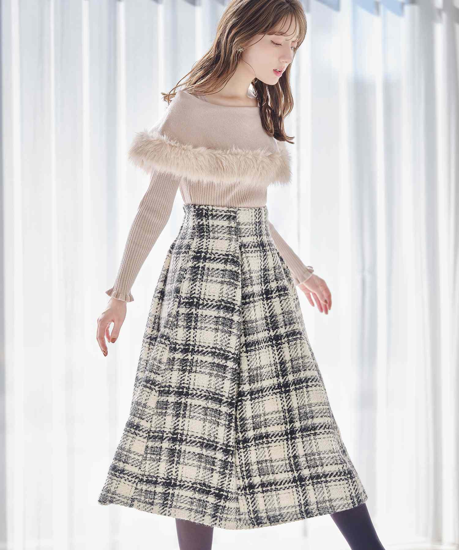 トッコクローゼット tocco closet ファー付きケープライク袖口フリルリブニットプルオーバー