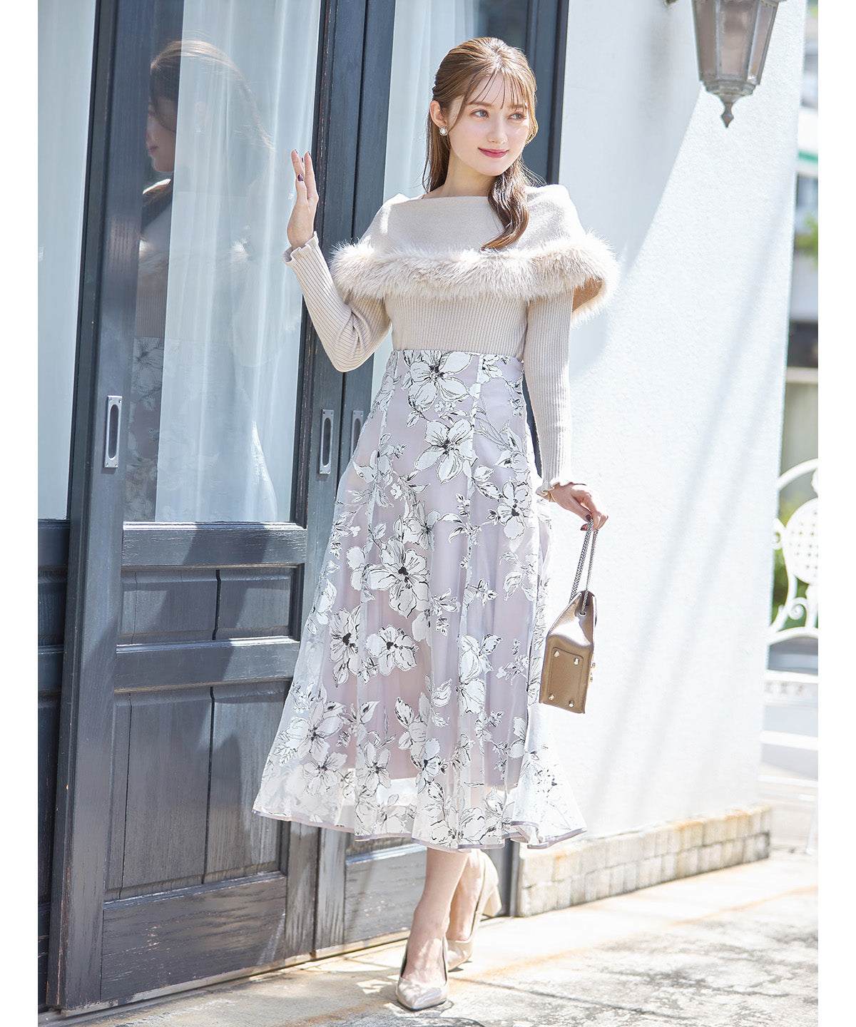 トッコクローゼット tocco closet ファー付きケープライク袖口フリルリブニットプルオーバー