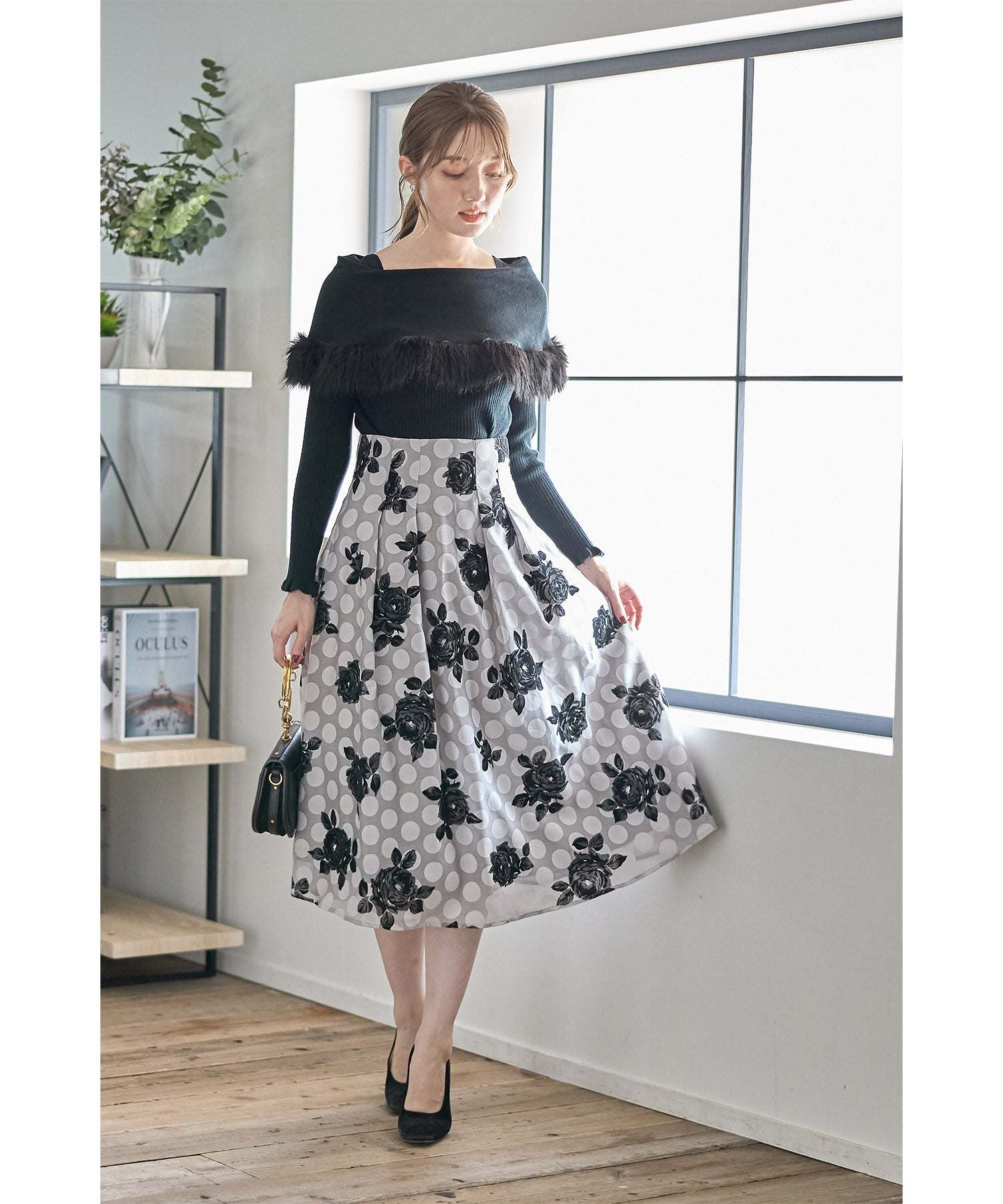 トッコクローゼット tocco closet ファー付きケープライク袖口フリルリブニットプルオーバー