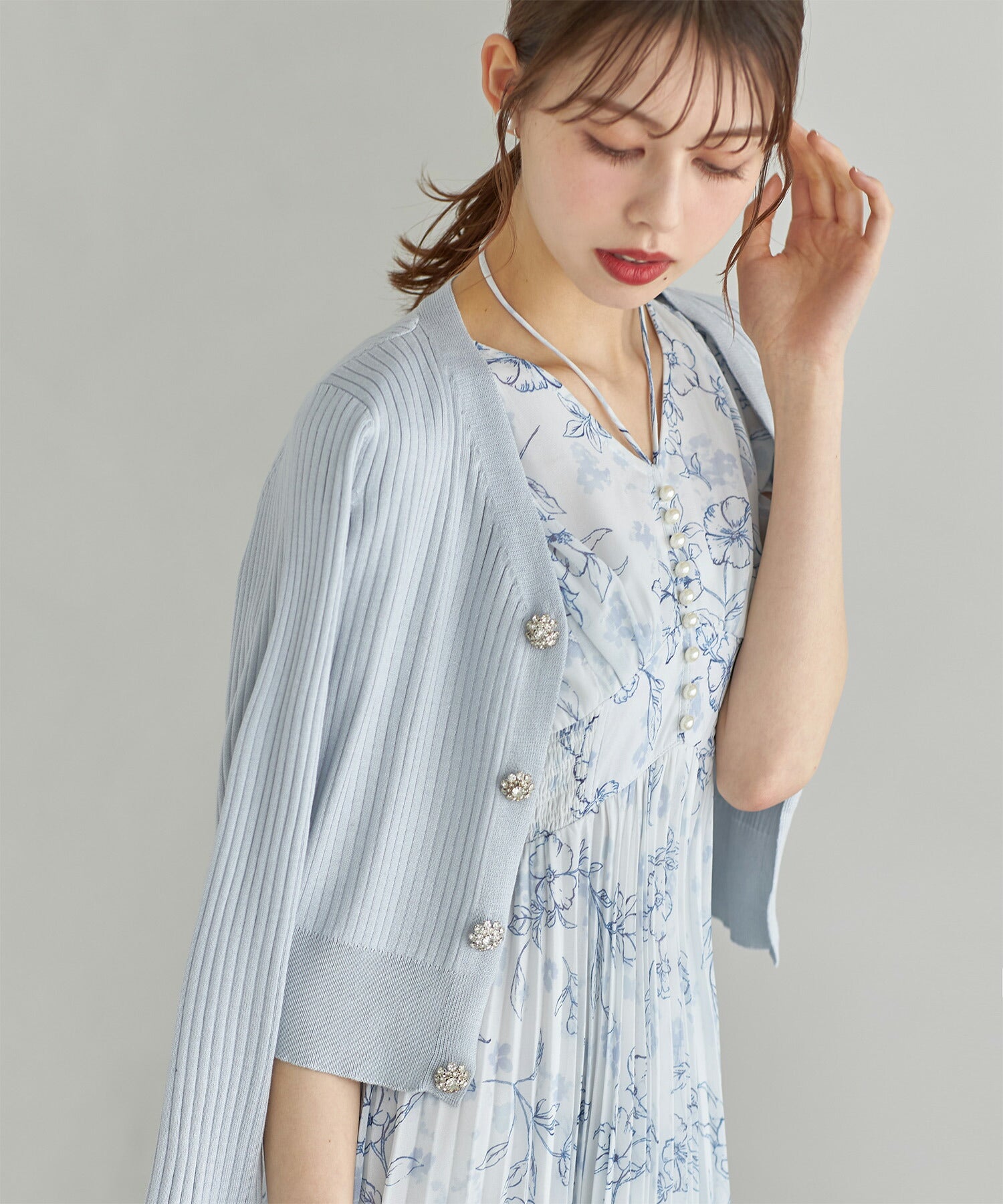 トッコクローゼット tocco closet 花朵珠飾短版羅紋針織開衫
