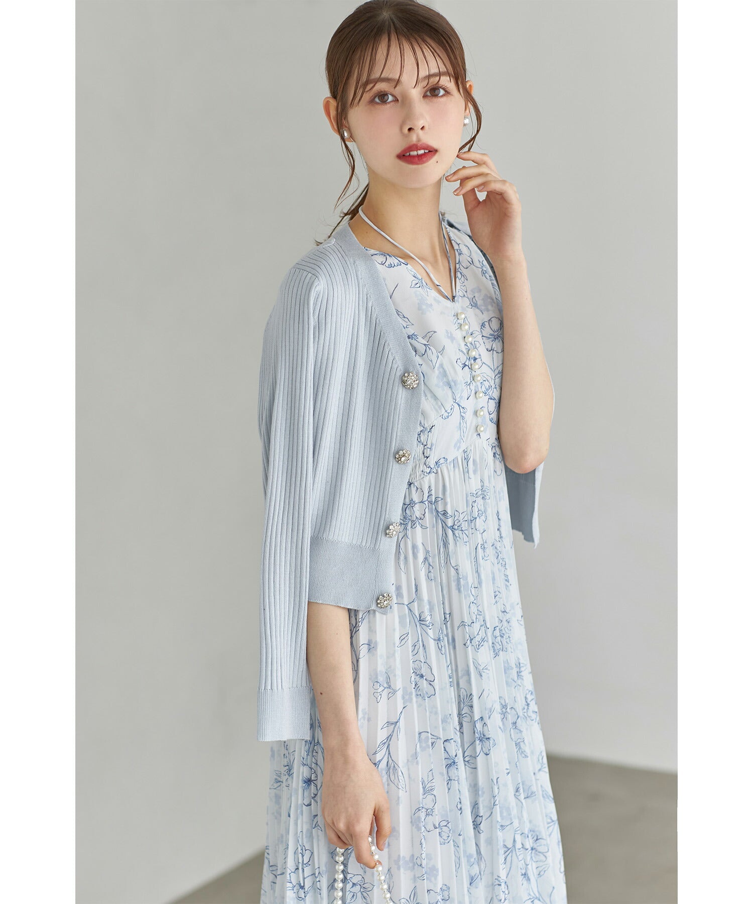 トッコクローゼット tocco closet 花朵珠飾短版羅紋針織開衫