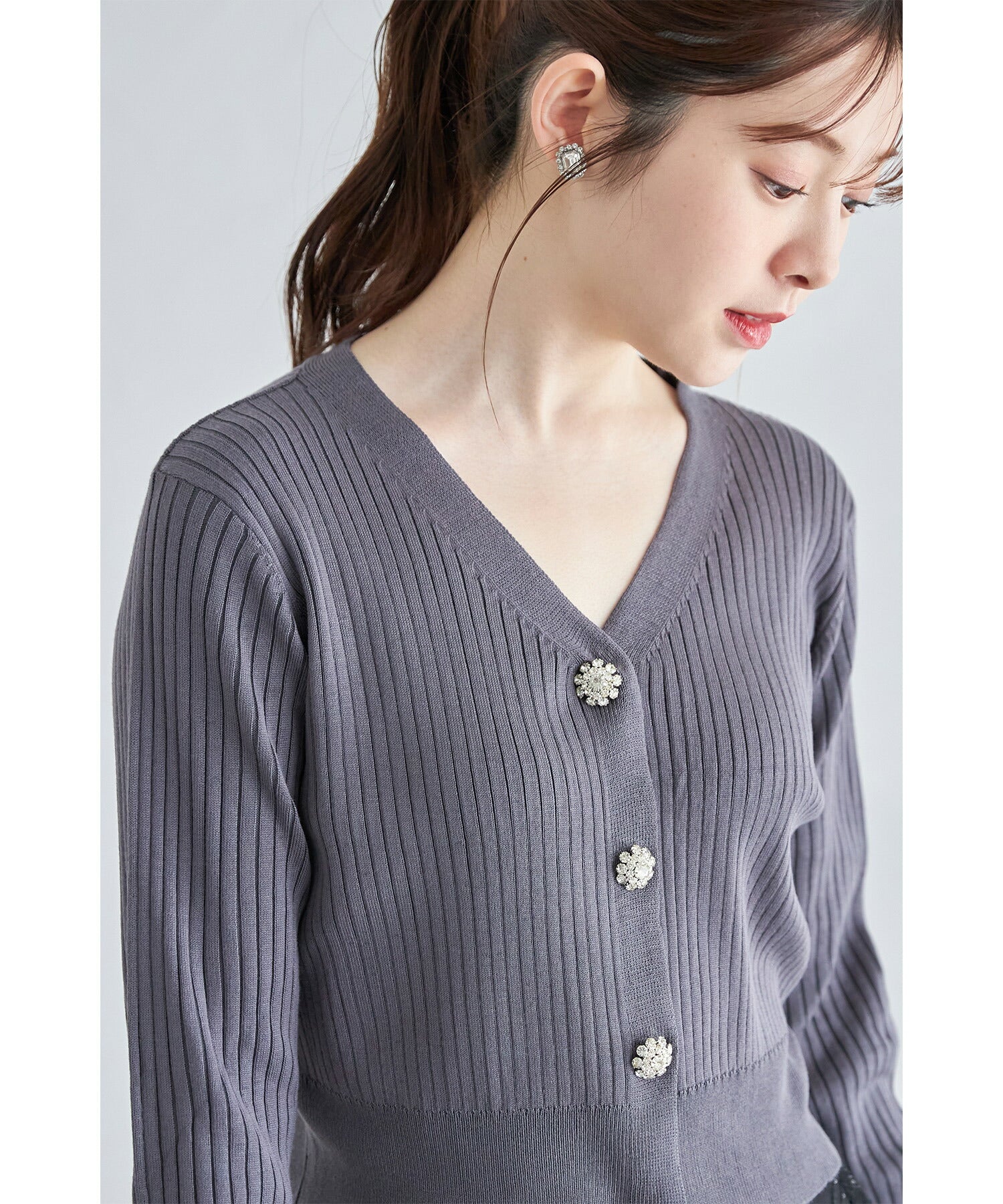 トッコクローゼット tocco closet 花朵珠飾短版羅紋針織開衫