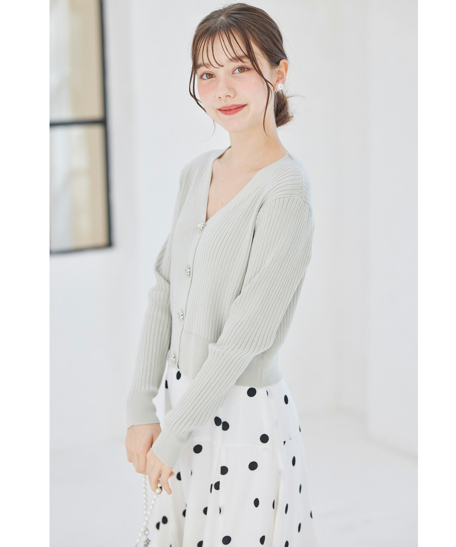 トッコクローゼット tocco closet 花朵珠飾短版羅紋針織開衫