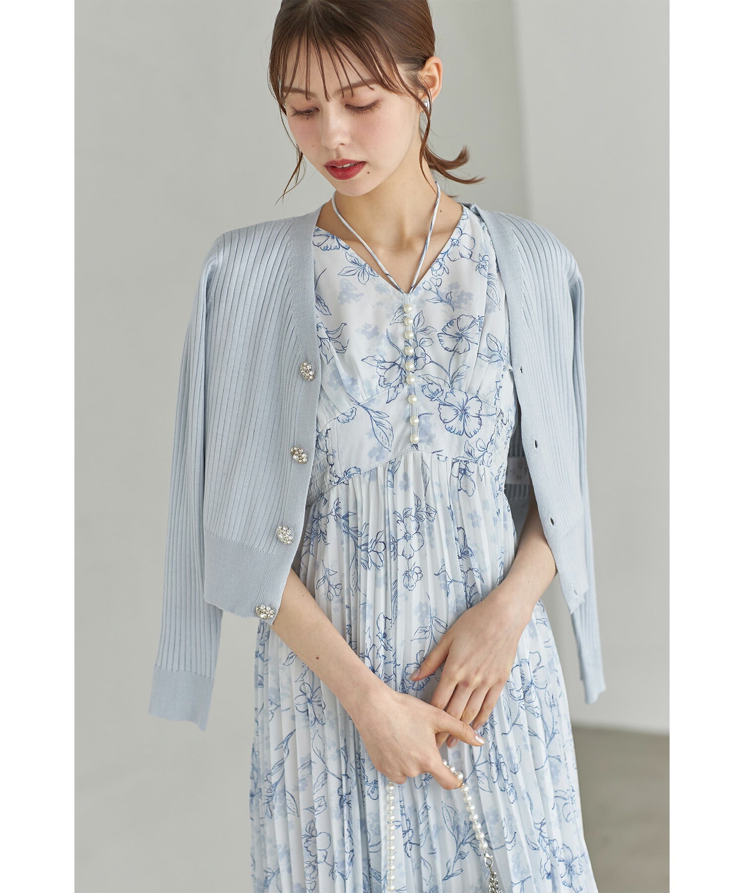 トッコクローゼット tocco closet 花朵珠飾短版羅紋針織開衫