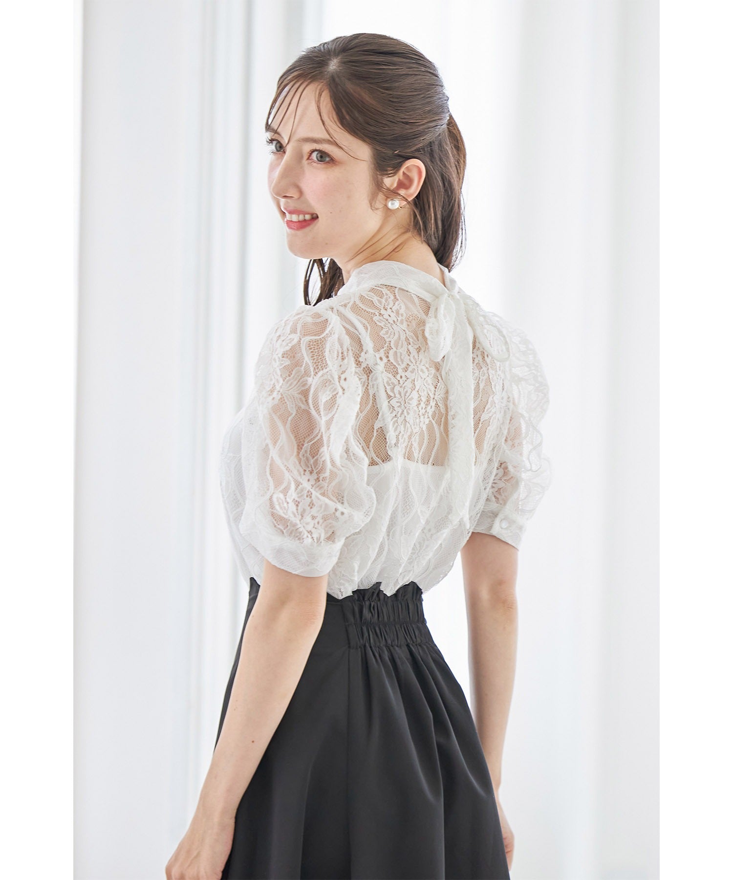 トッコクローゼット tocco closet 內搭吊帶衫附領結蕾絲上衣