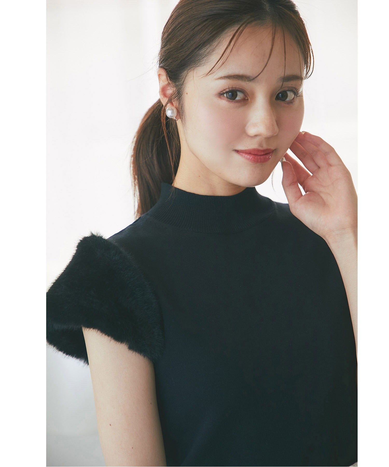 トッコクローゼット tocco closet ファースリーブ切り替えニットプルオーバー （ブラック） ブラック