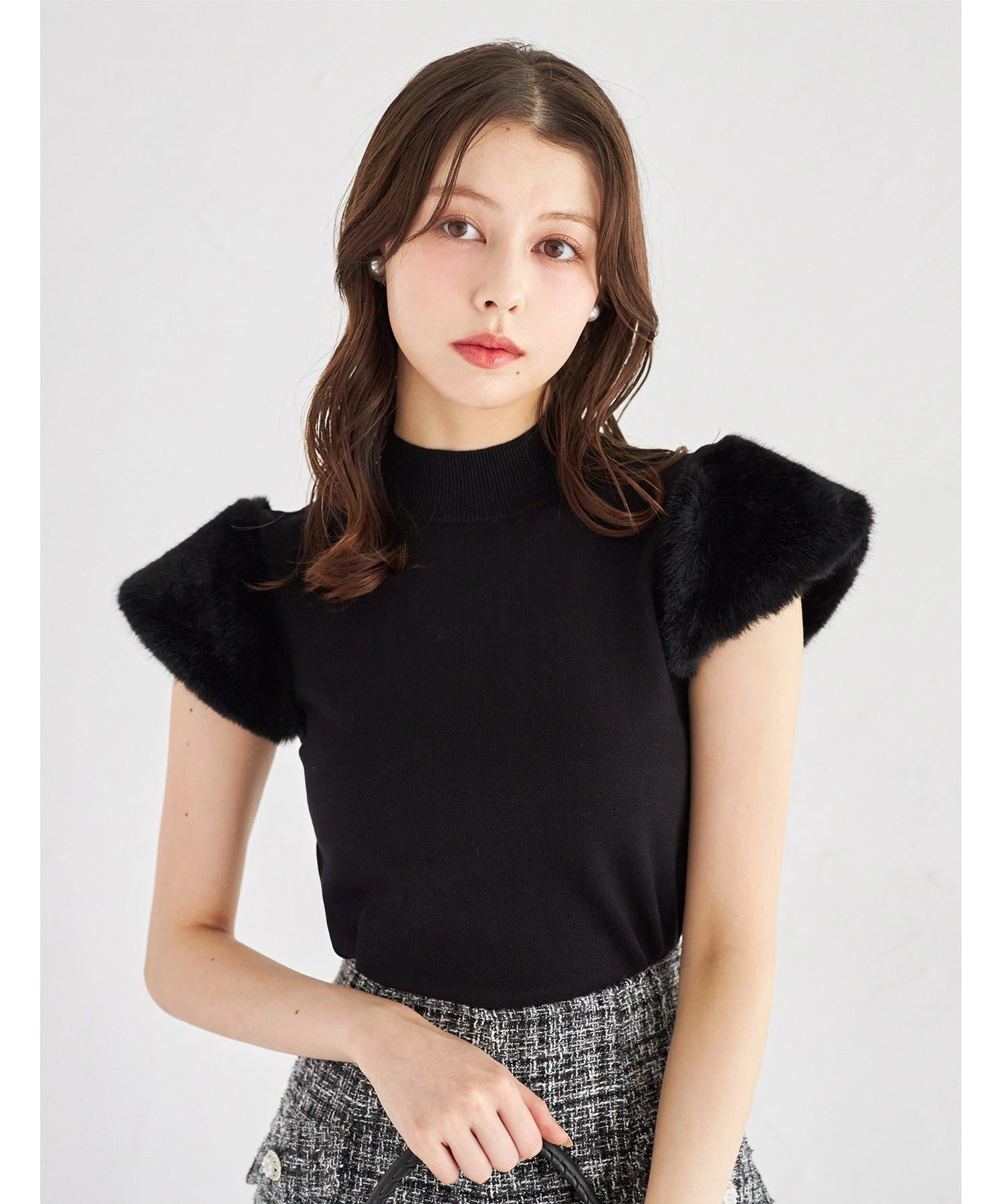 トッコクローゼット tocco closet ファースリーブ切り替えニットプルオーバー （ブラック） ブラック