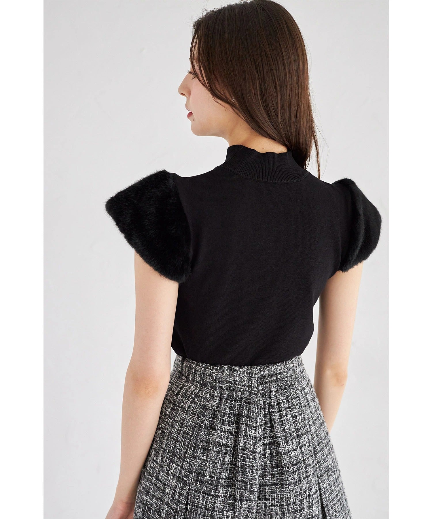 トッコクローゼット tocco closet ファースリーブ切り替えニットプルオーバー （ブラック） ブラック