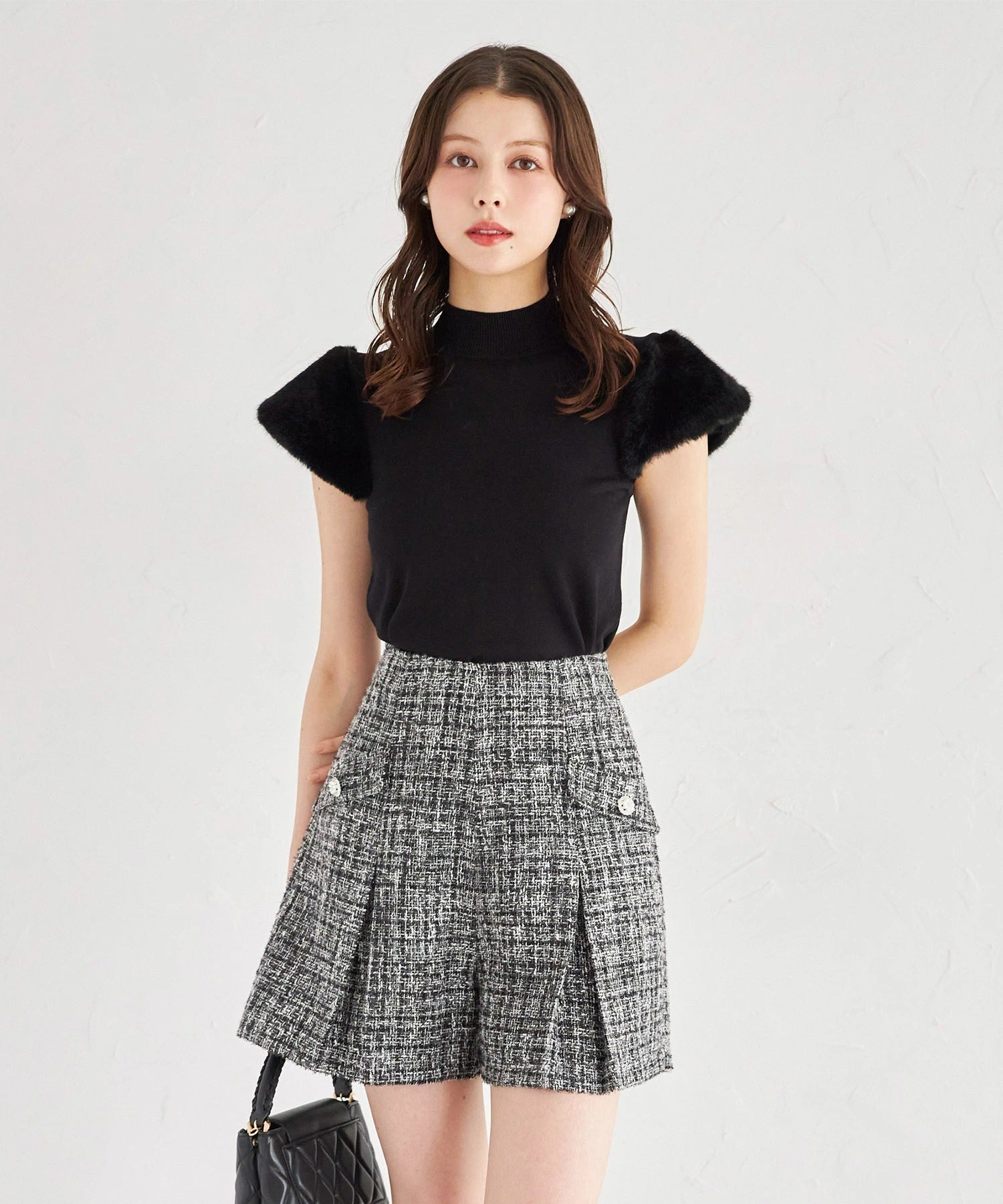 トッコクローゼット tocco closet ファースリーブ切り替えニットプルオーバー （ブラック） ブラック