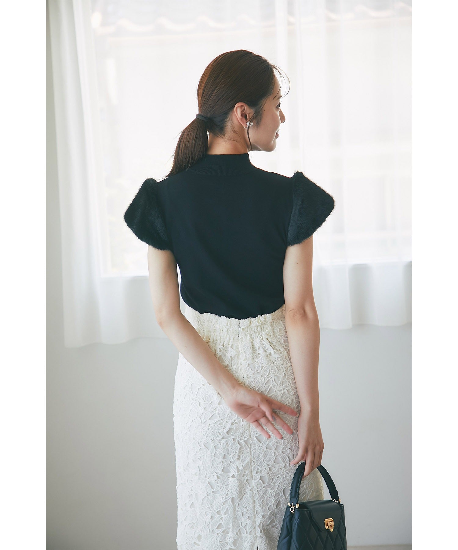 トッコクローゼット tocco closet ファースリーブ切り替えニットプルオーバー （ブラック） ブラック