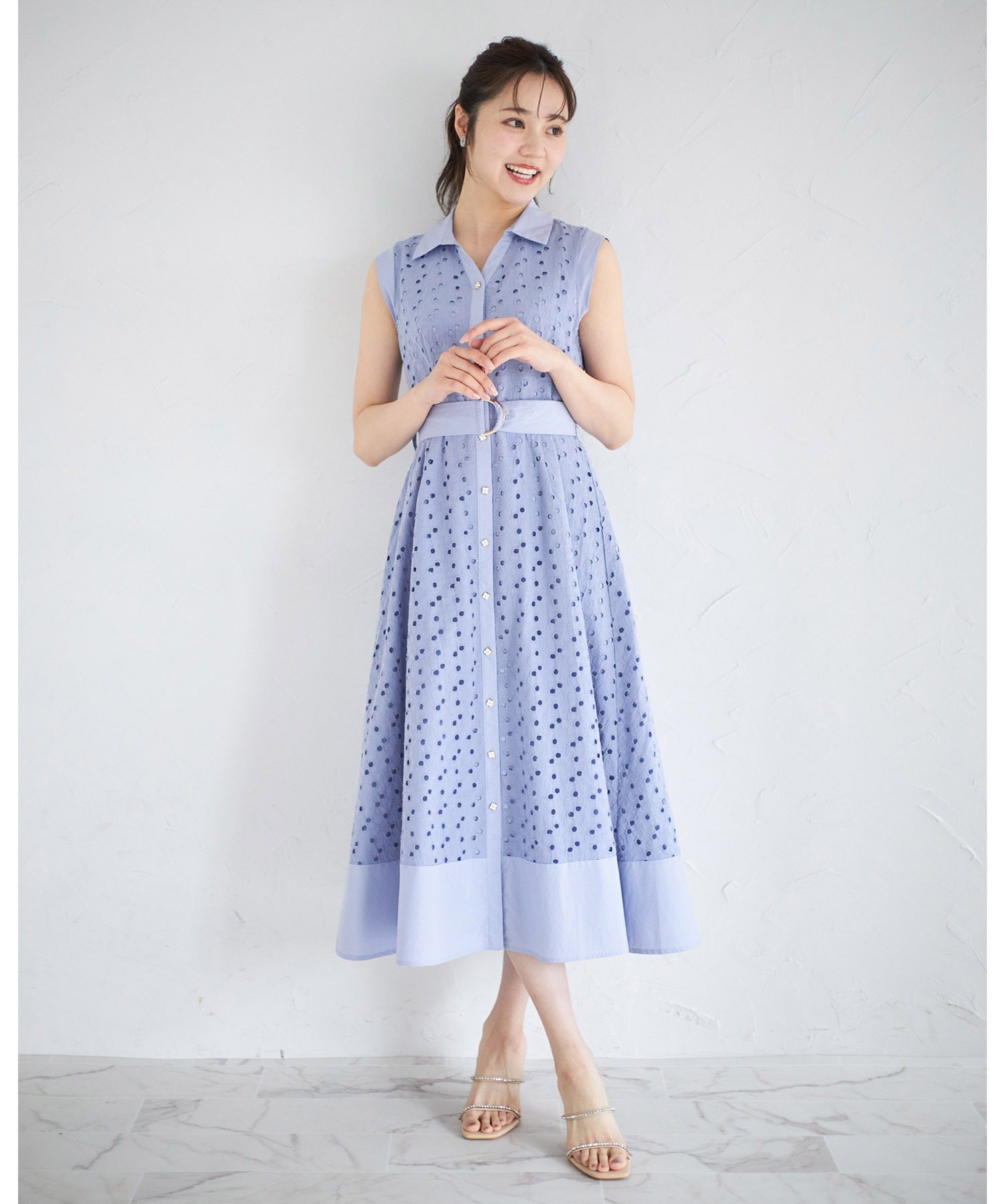 トッコクローゼット tocco closet ベルト付き花釦フラワーコットンレースシャツワンピース （オフホワイト） オフホワイト