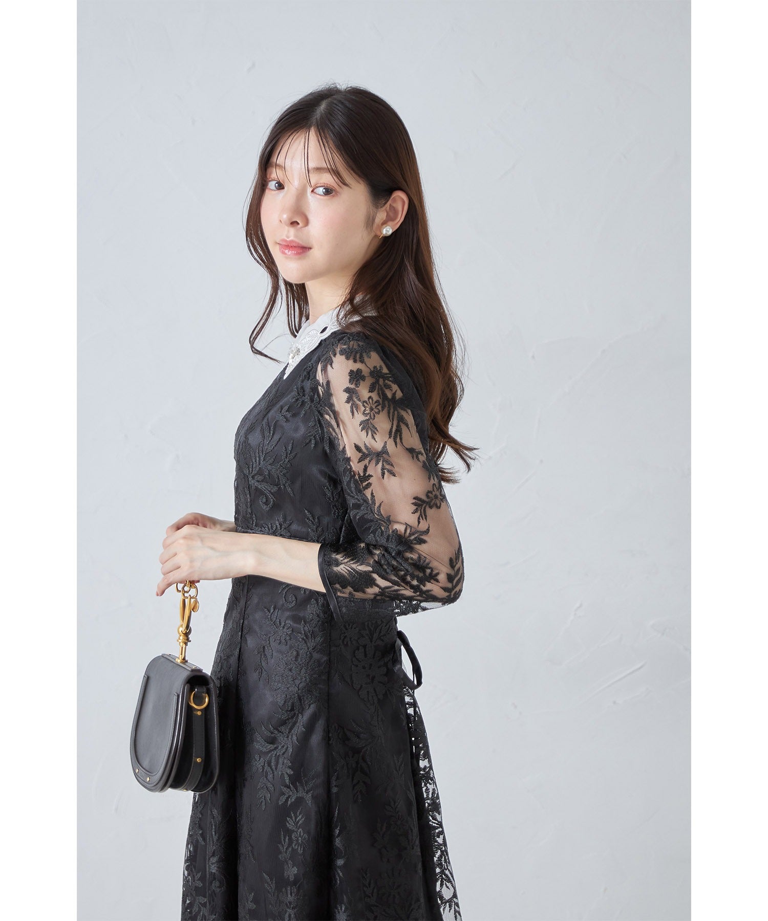 トッコクローゼット tocco closet 取り外し可能な立体フラワー襟付きレースワンピース （シャンパンゴールド） シャンパンゴールド