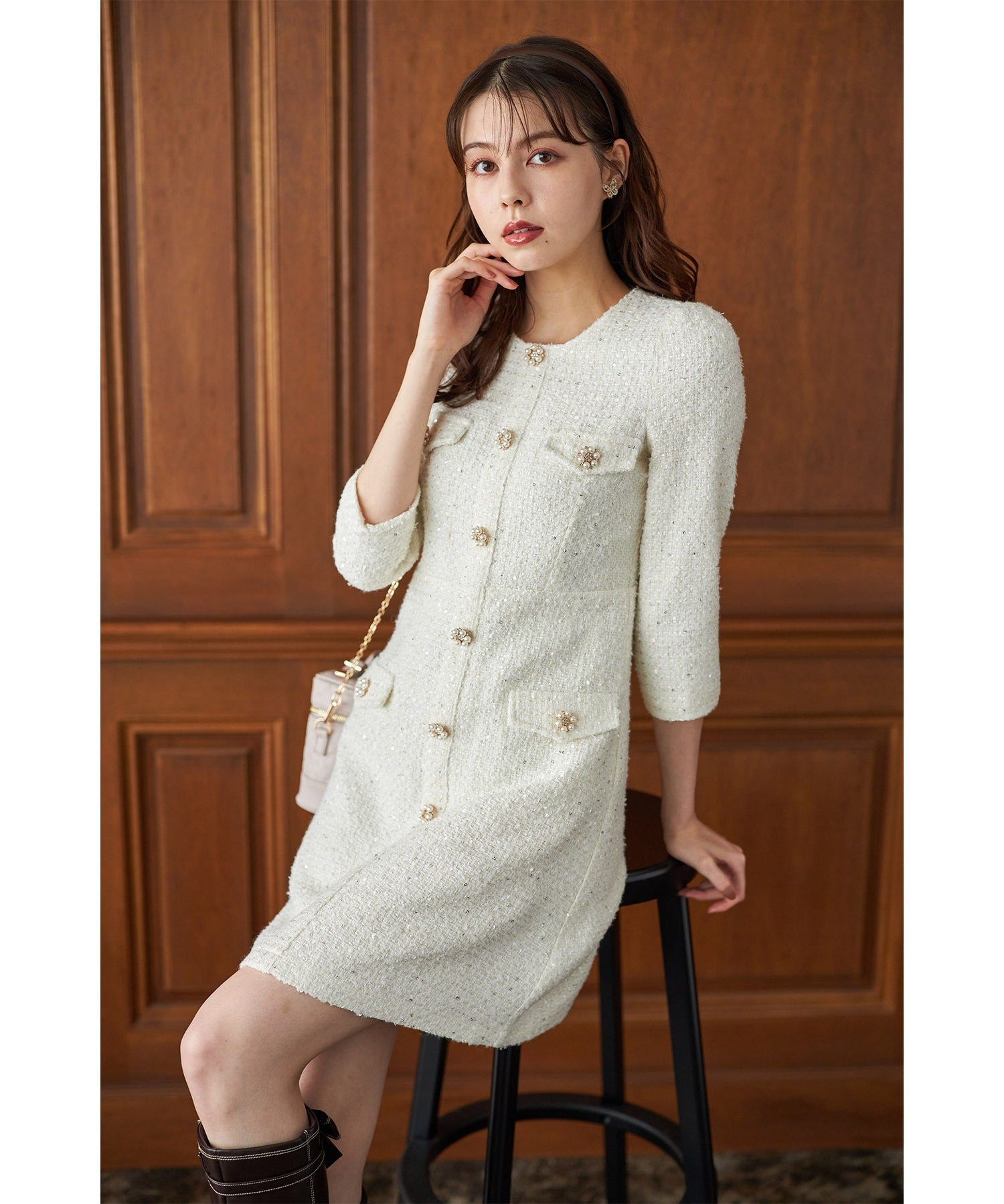 トッコクローゼット tocco closet 假口袋附珍珠珠飾鈕扣亮片呢子迷你連衣裙