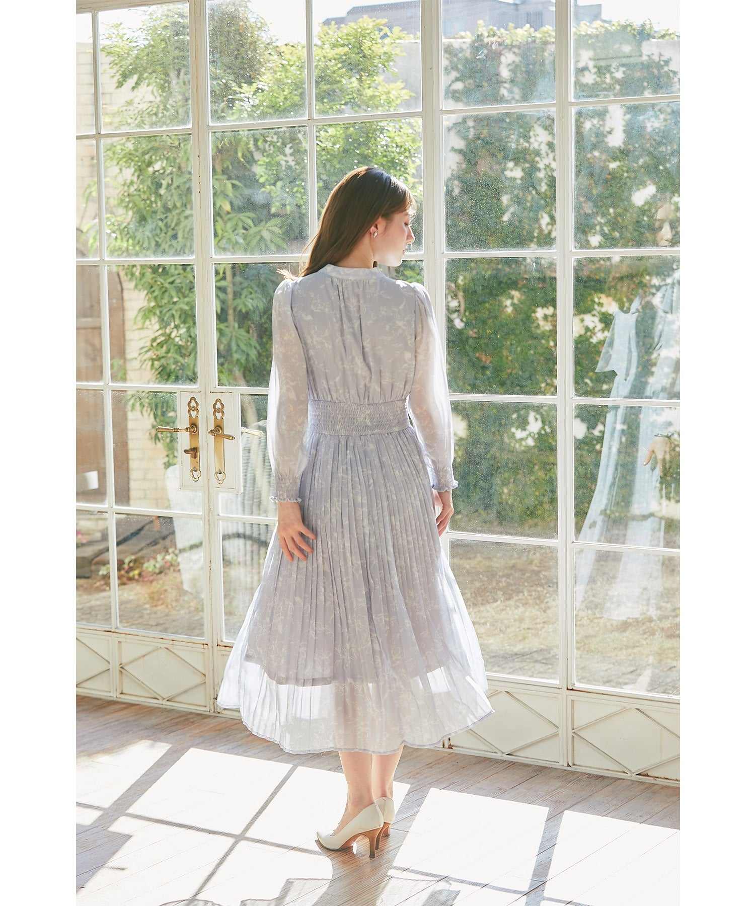 トッコクローゼット tocco closet 蝴蝶結緞帶附領口荷葉邊花卉印花皺褶連衣裙