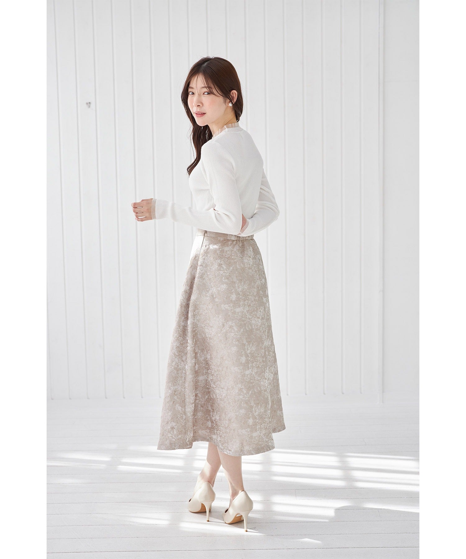Tocco Closet Tulle Frill Switch Rib Knit Pullover