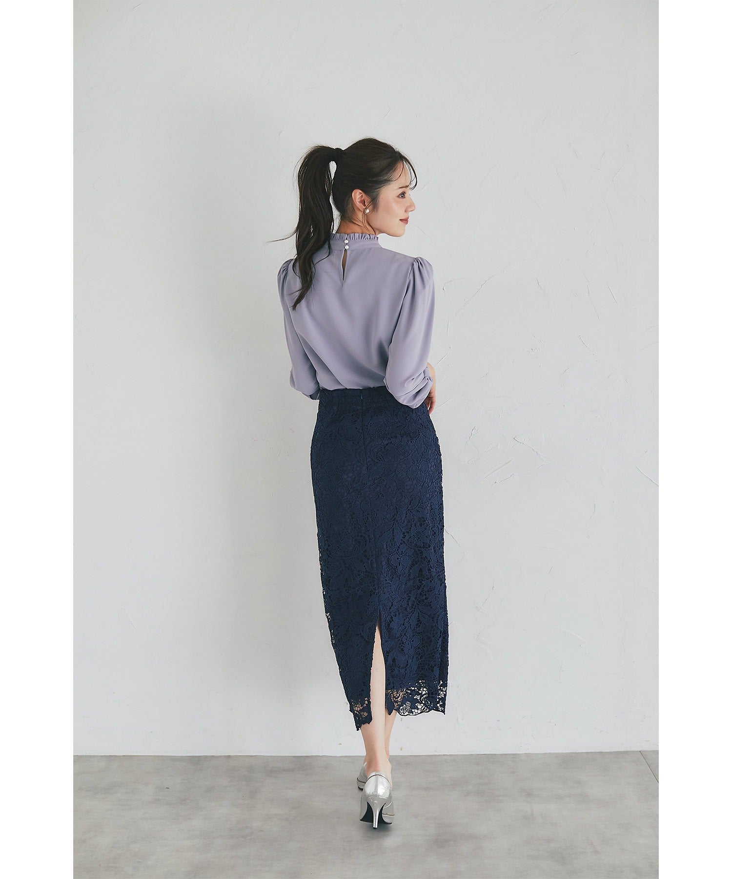 トッコクローゼット tocco closet 花モチーフレーススカート ネイビー