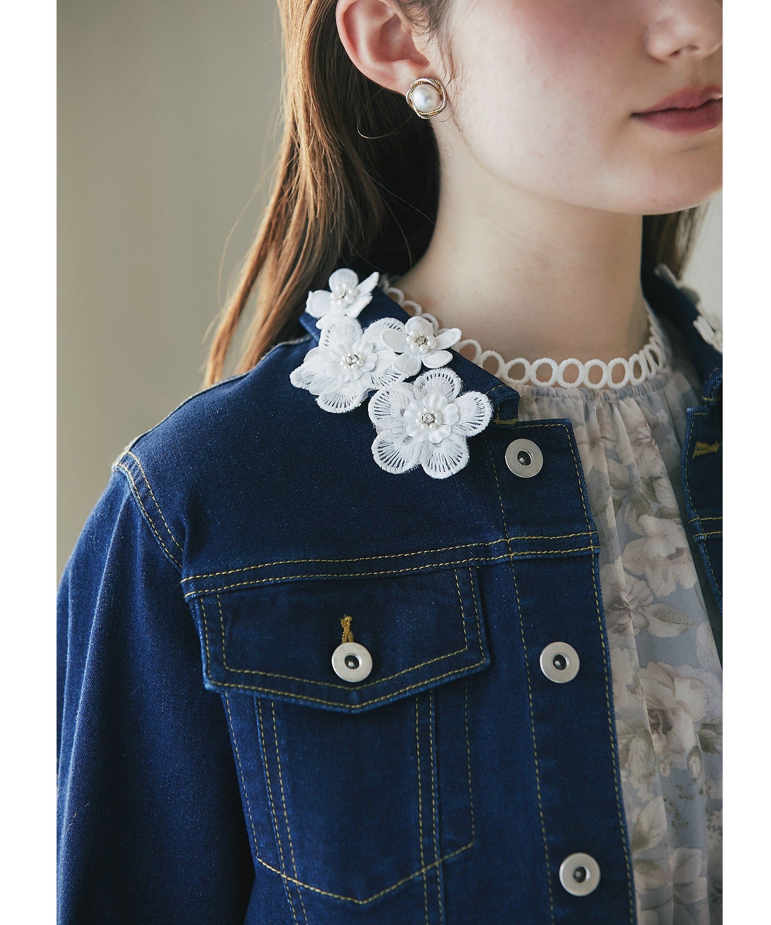 トッコクローゼット tocco closet フラワーレース付きデニムジャケット