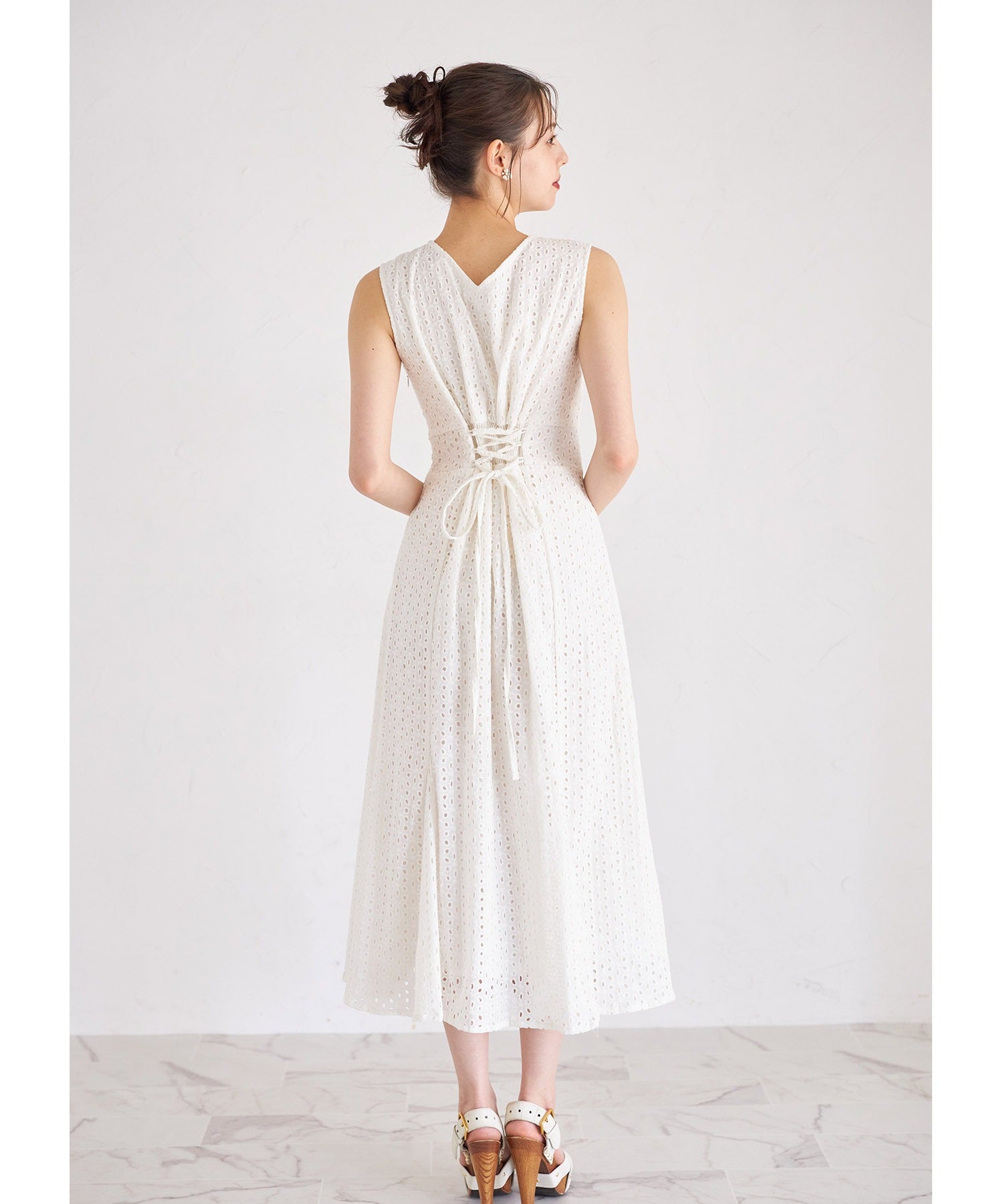 トッコクローゼット tocco closet バックレースアップコットンレースマーメイドワンピース ホワイト