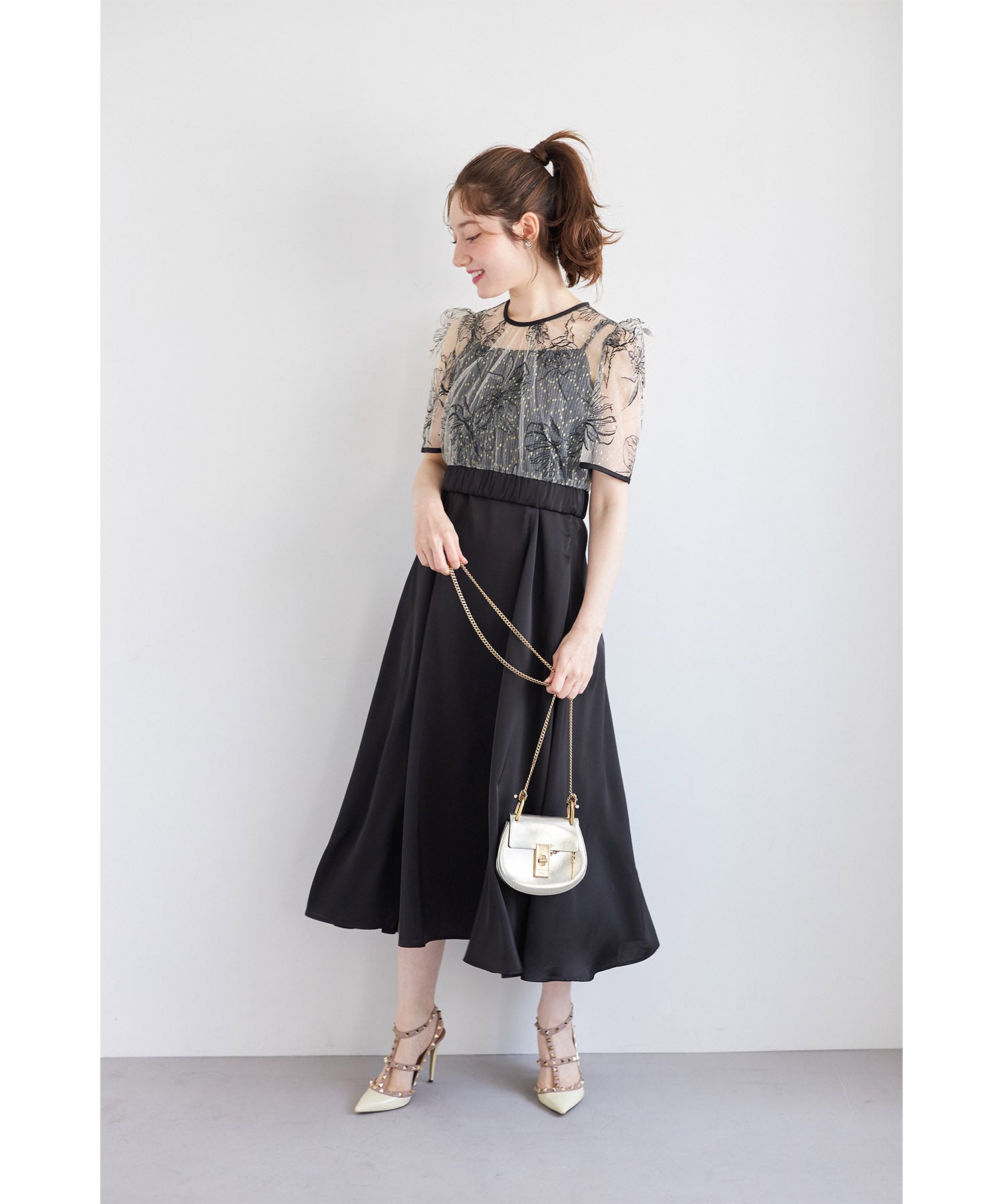 Tocco Closet Glitter Lace Top × Satin Camisole Dress SET