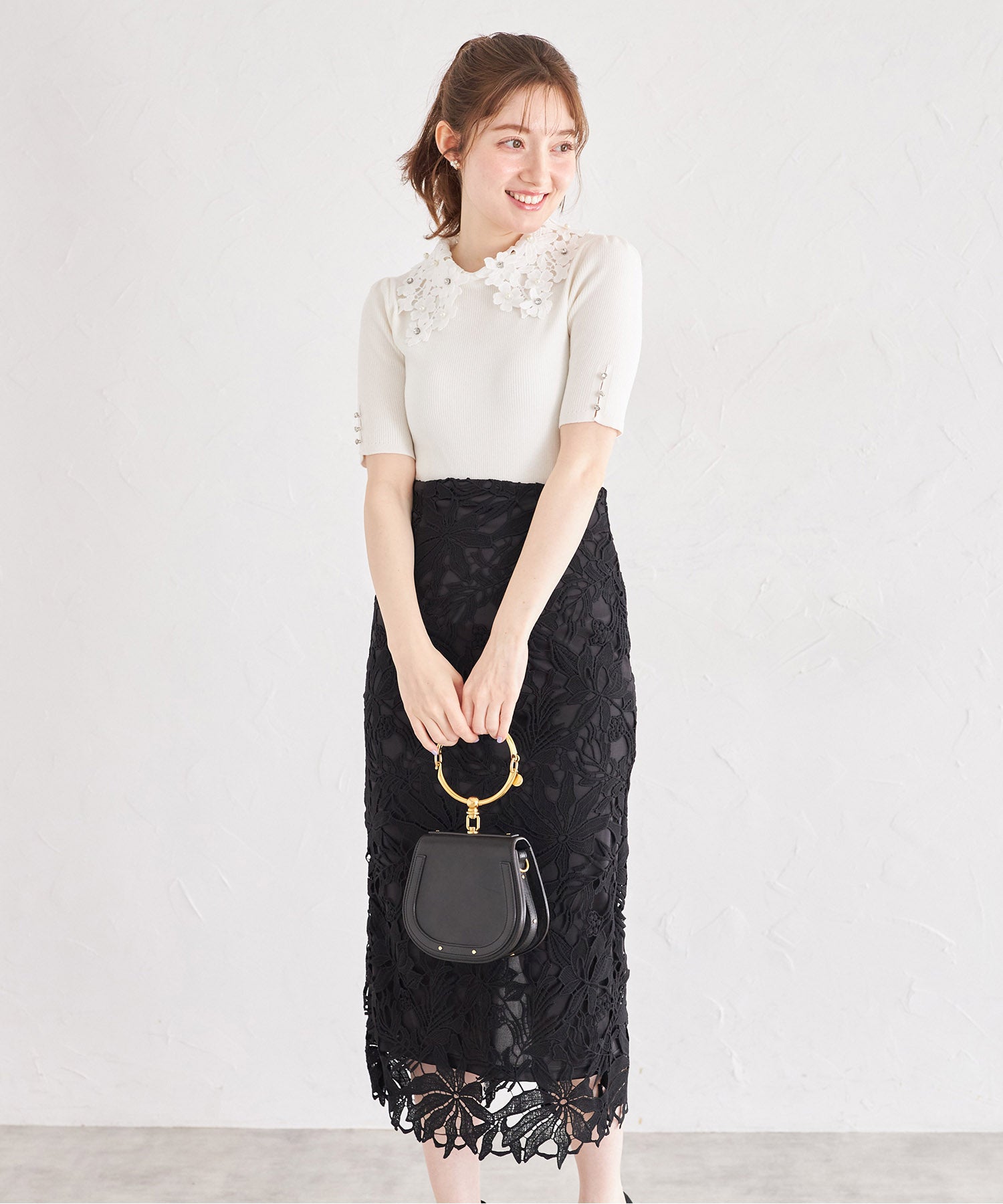 トッコクローゼット tocco closet 2WAYフラワーレース襟付きリブニットプルオーバー ホワイト
